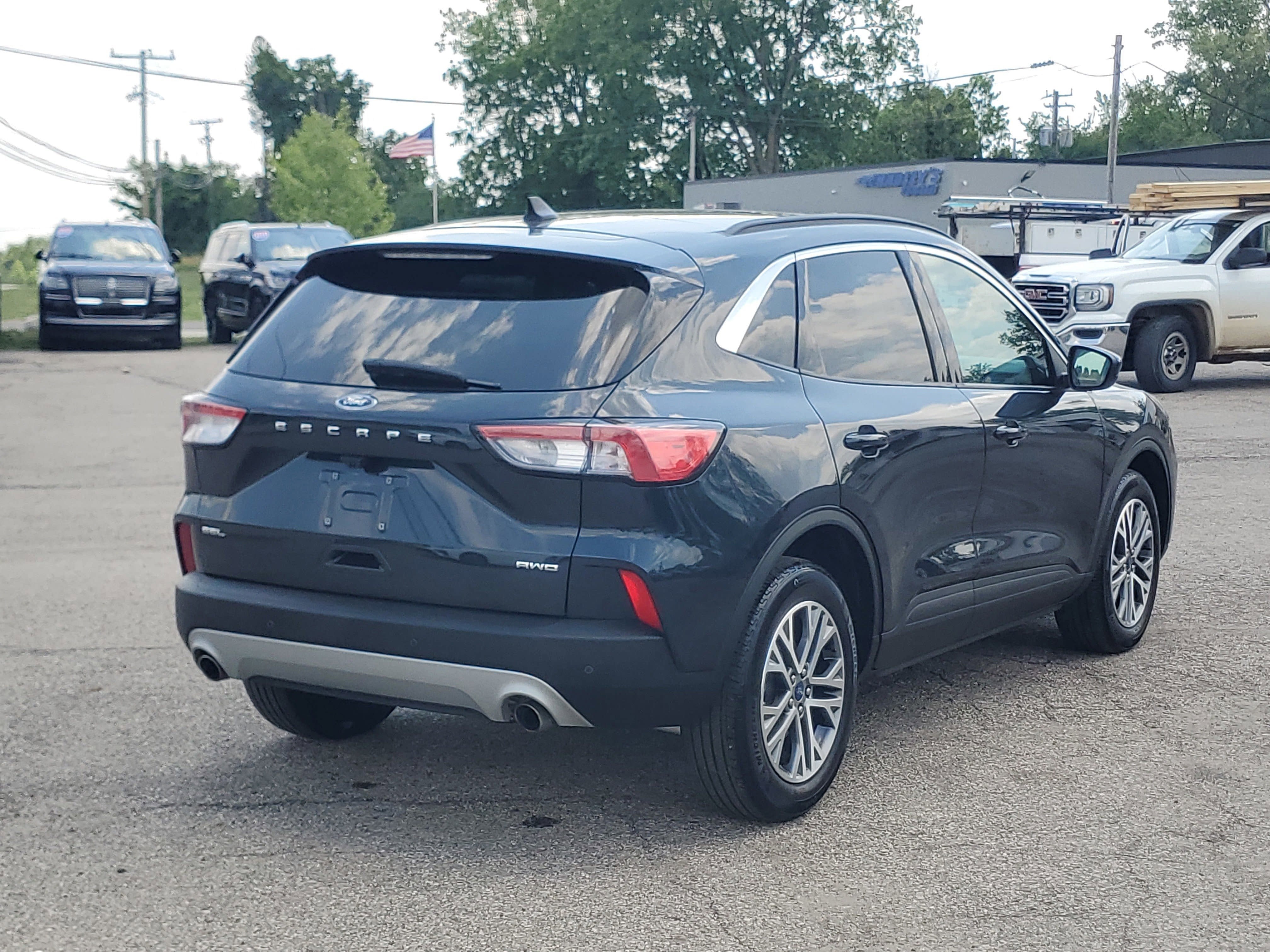 2022 Ford Escape SEL