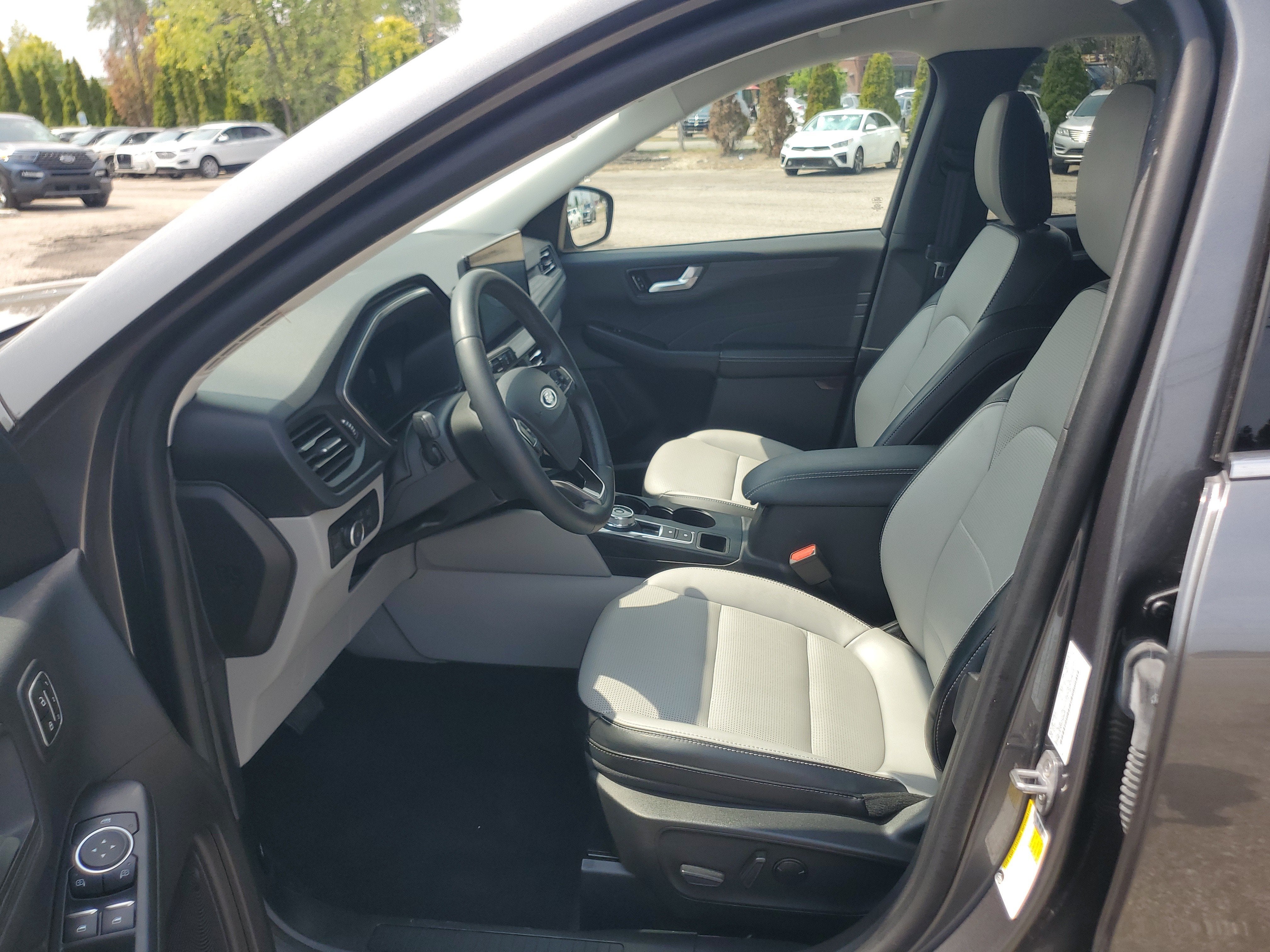 2023 Ford Escape Platinum