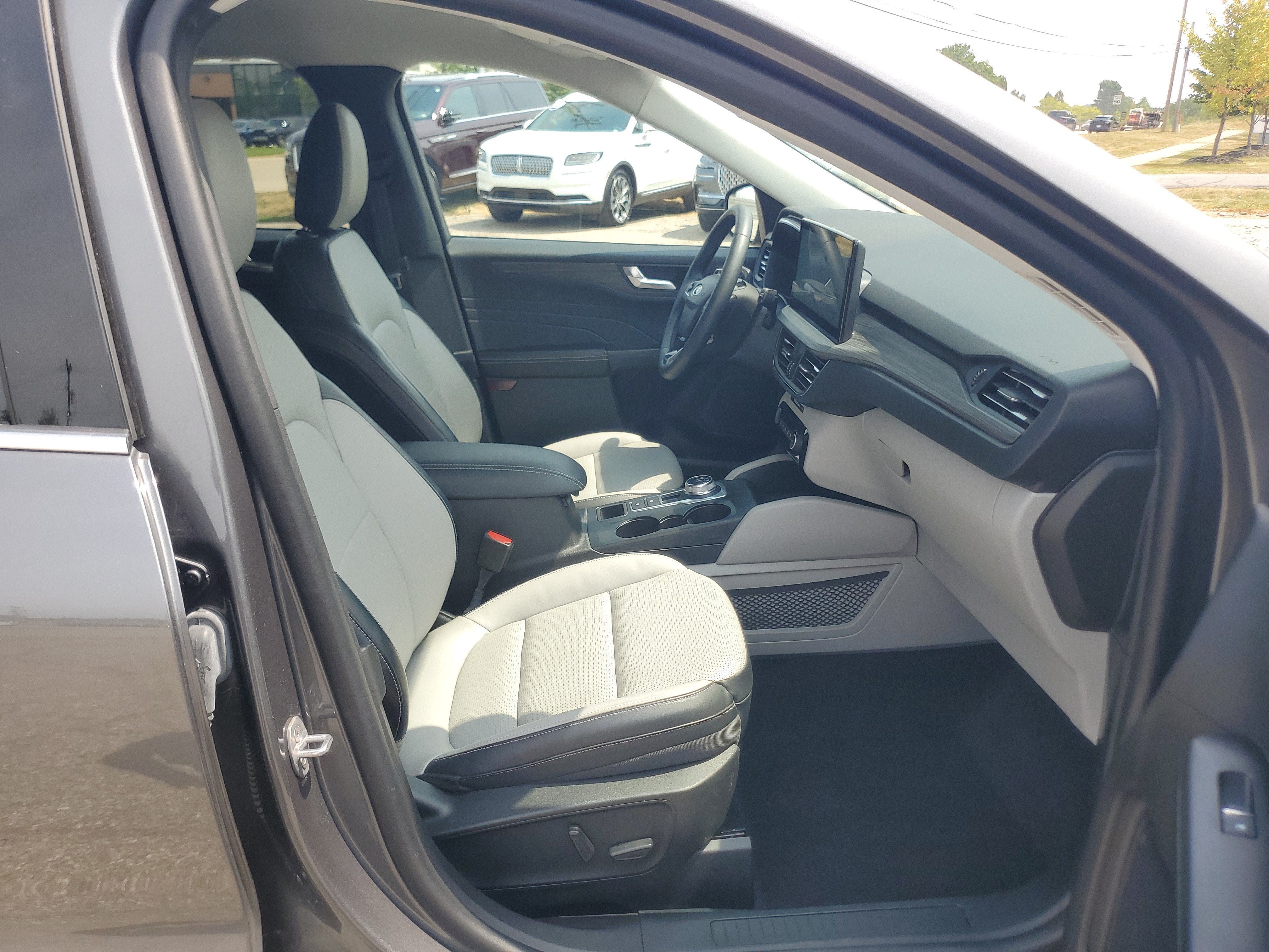 2023 Ford Escape Platinum