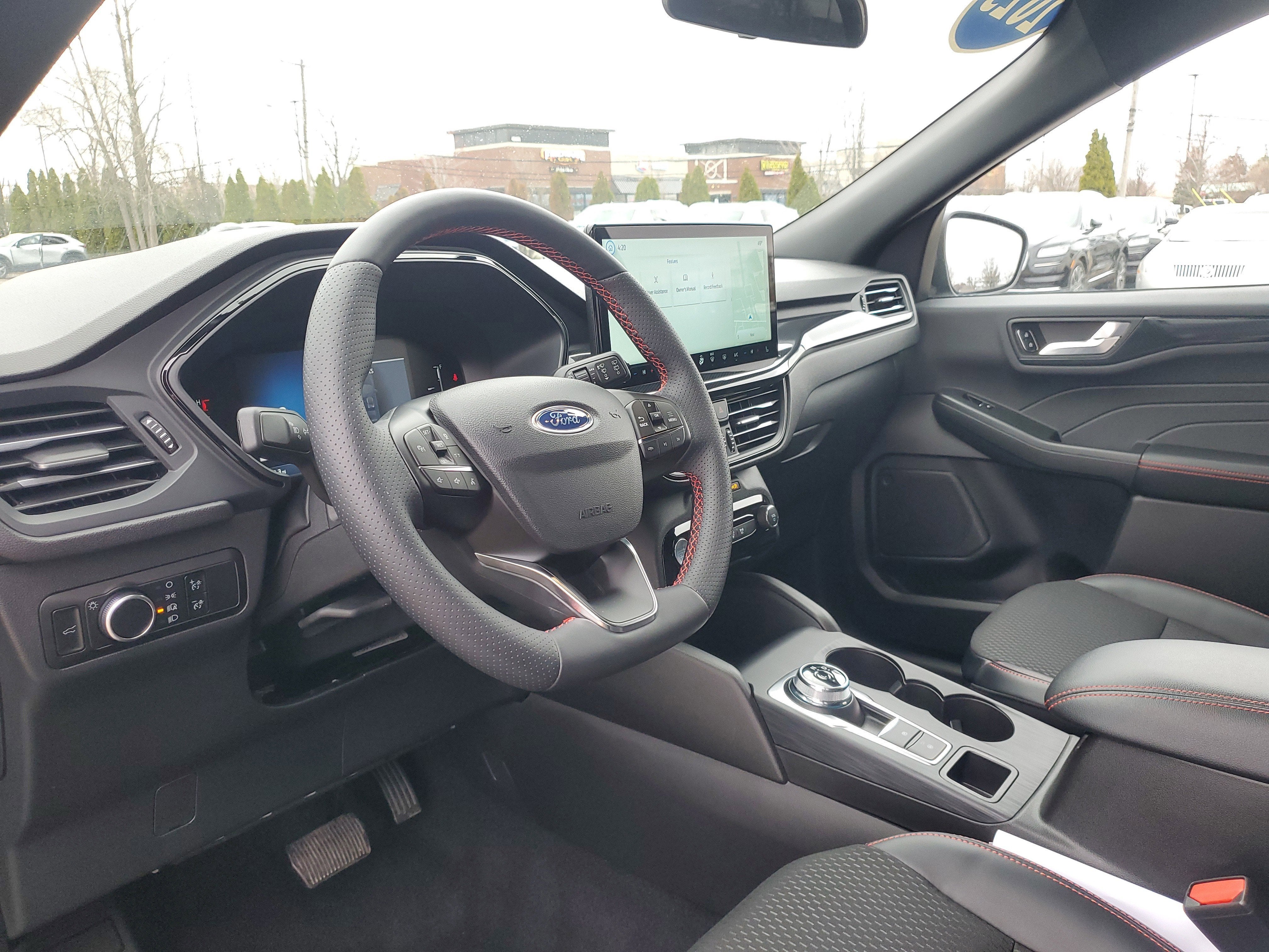 2025 Ford Escape ST-Line