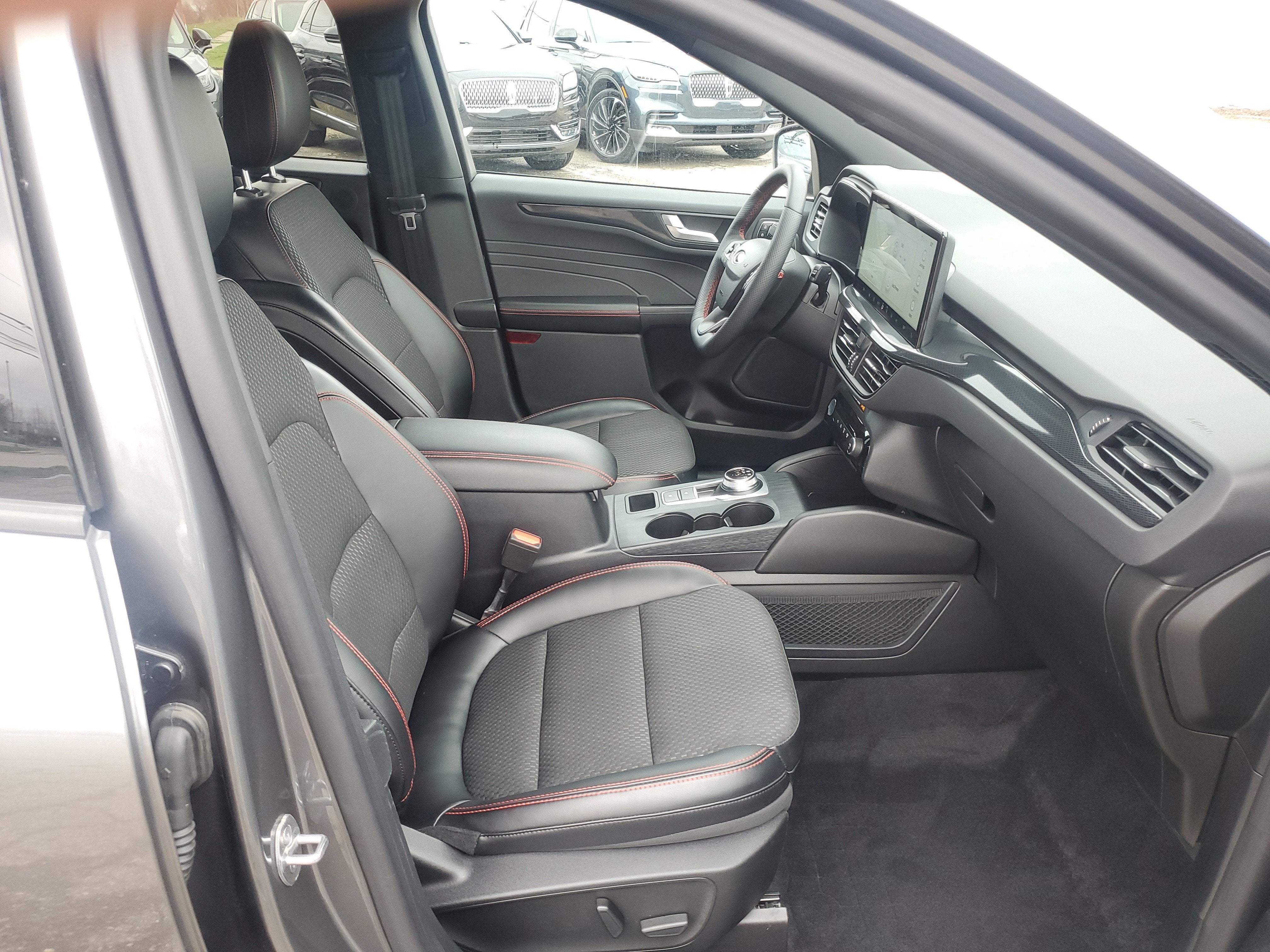 2023 Ford Escape ST-Line Select