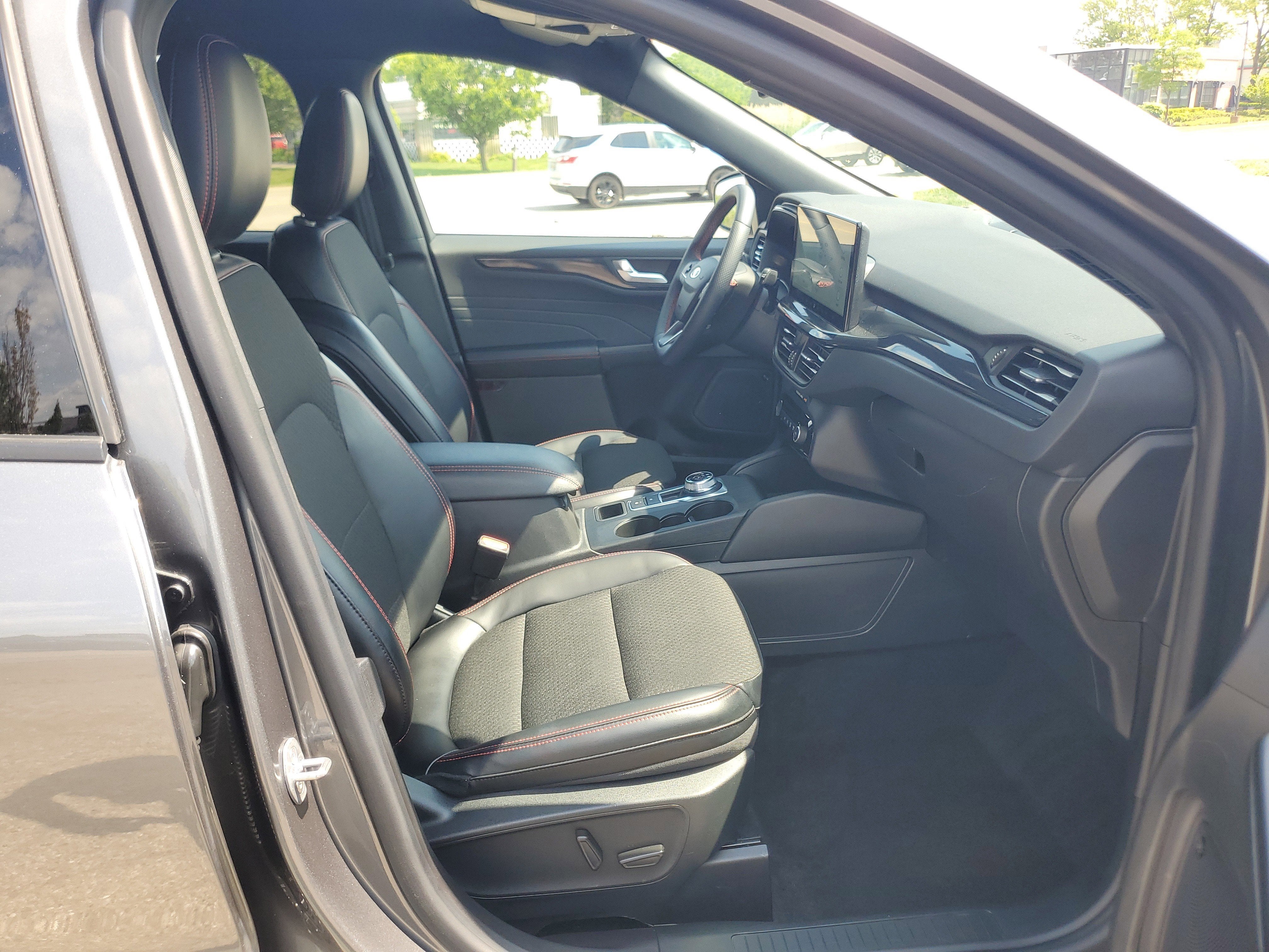 2024 Ford Escape ST-Line Select