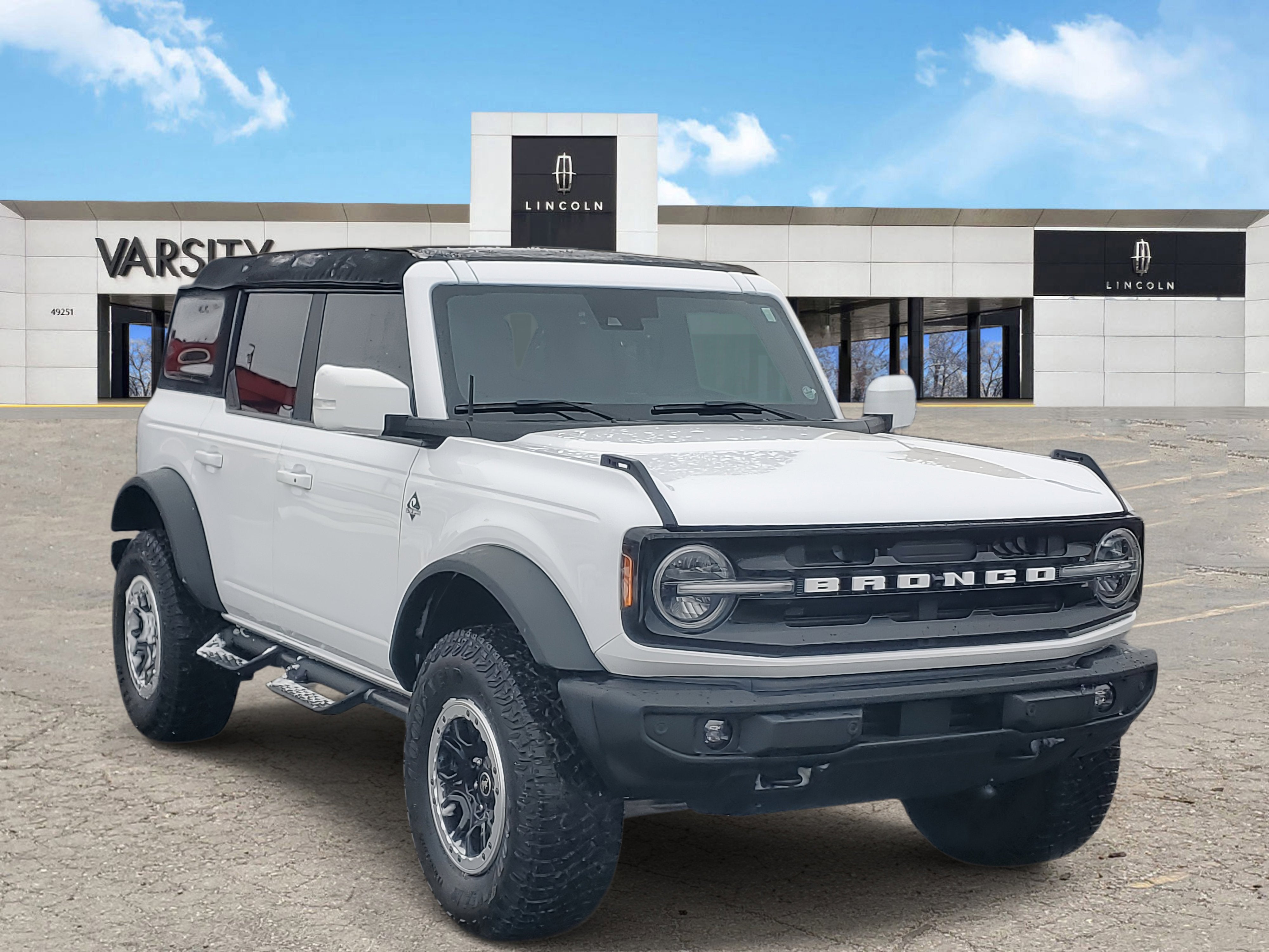 2023 Ford Bronco Outer Banks