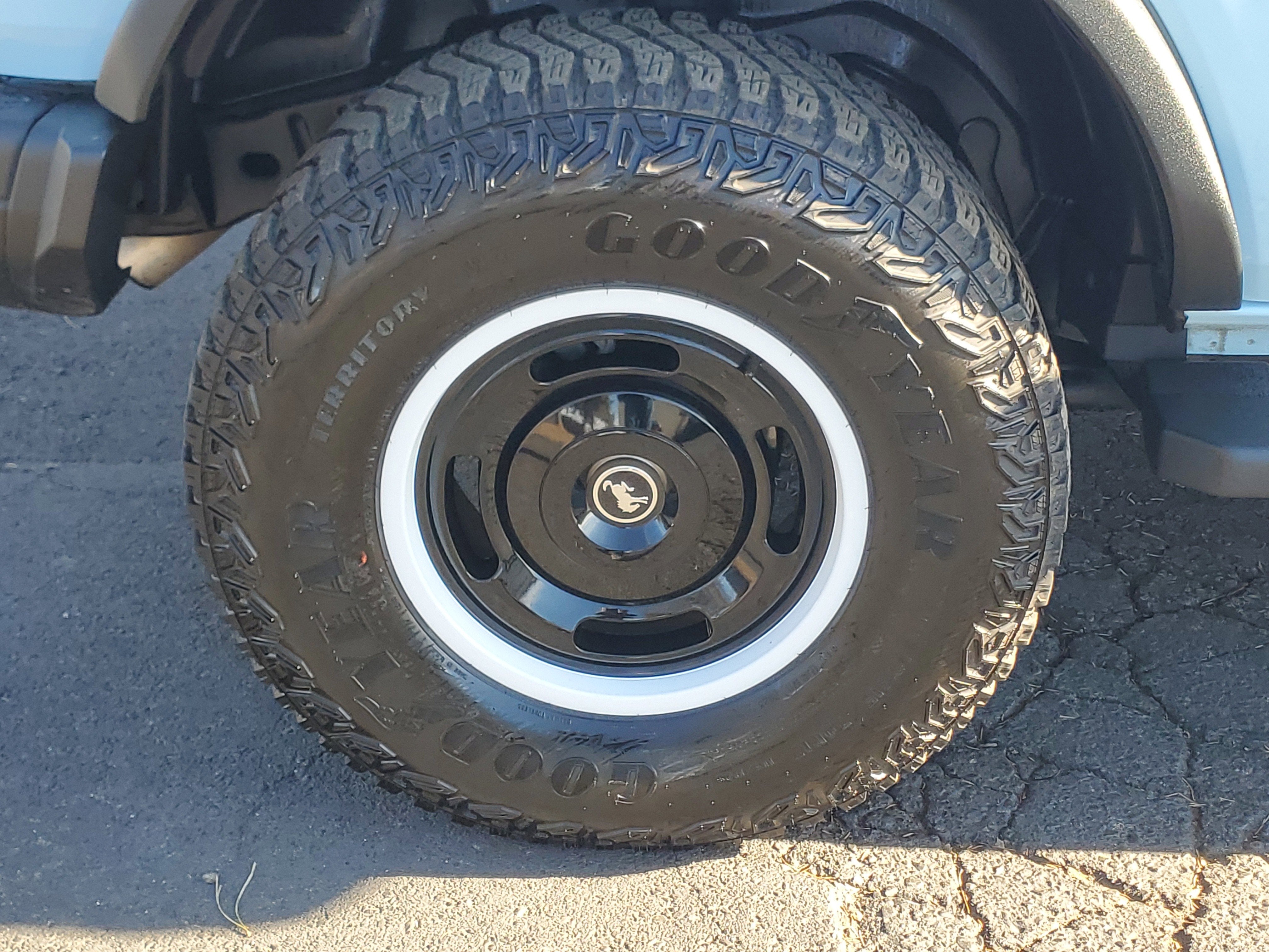 2023 Ford Bronco Heritage Limited Edition