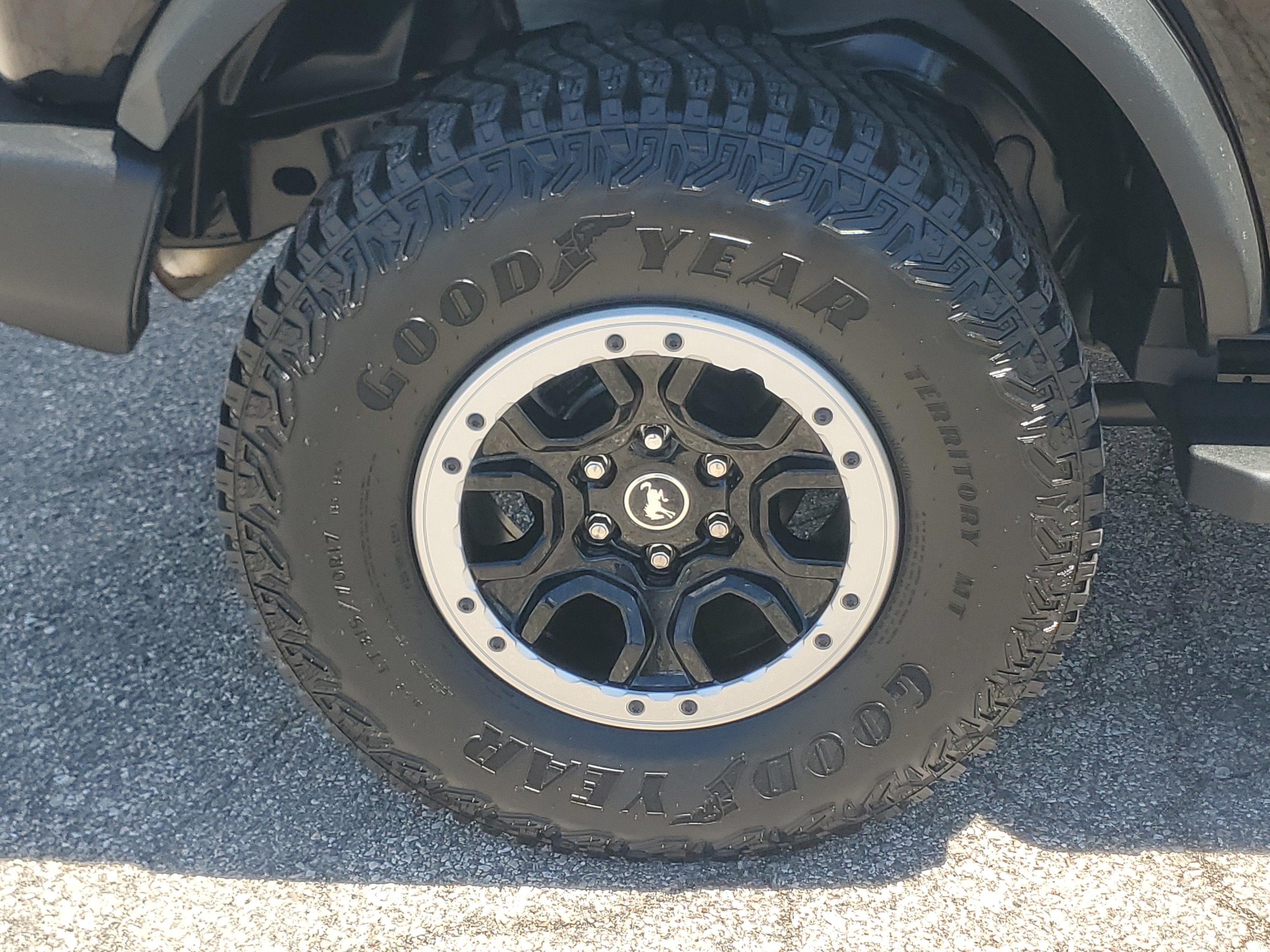 2024 Ford Bronco Outer Banks