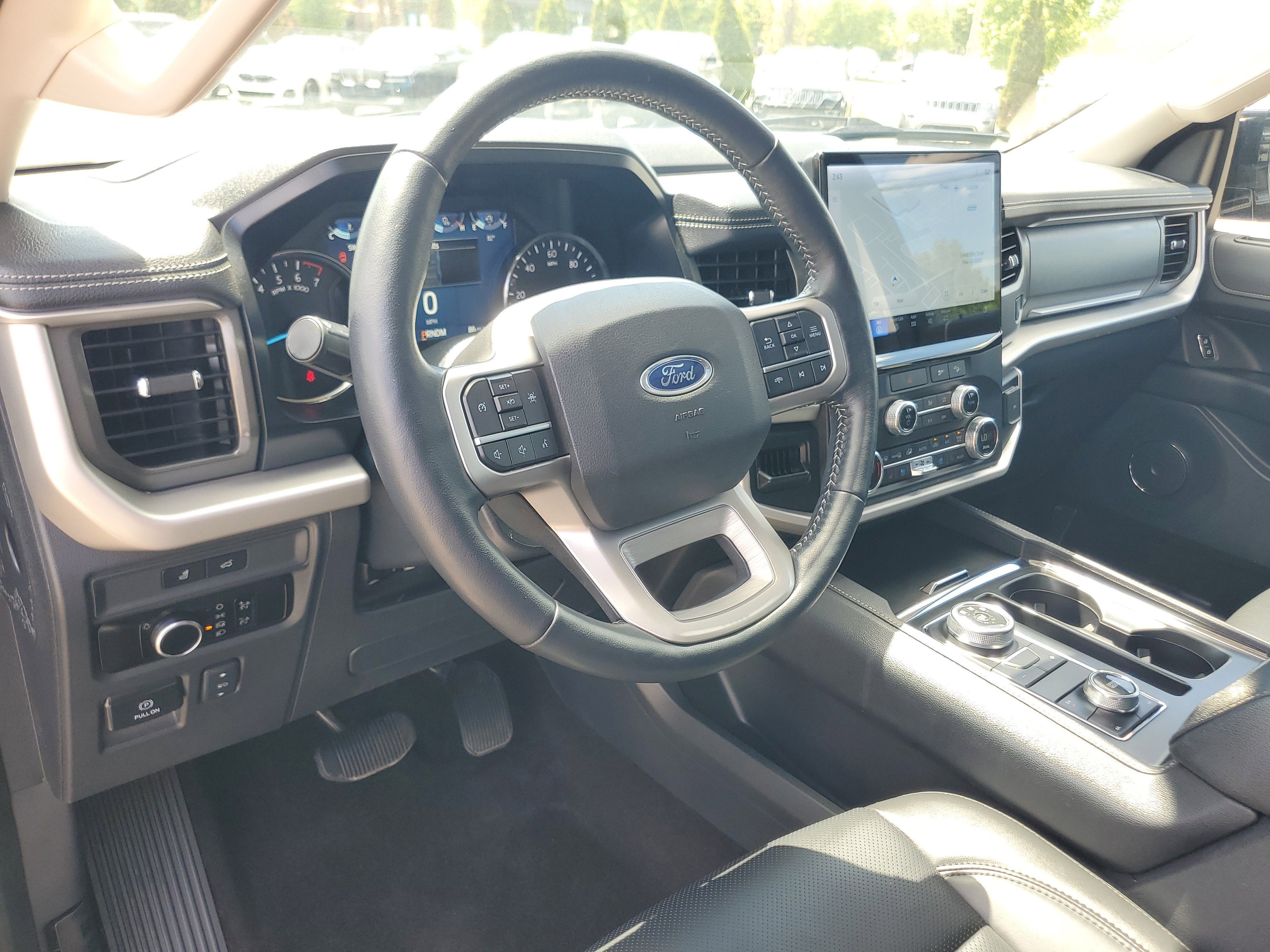 2023 Ford Expedition XLT