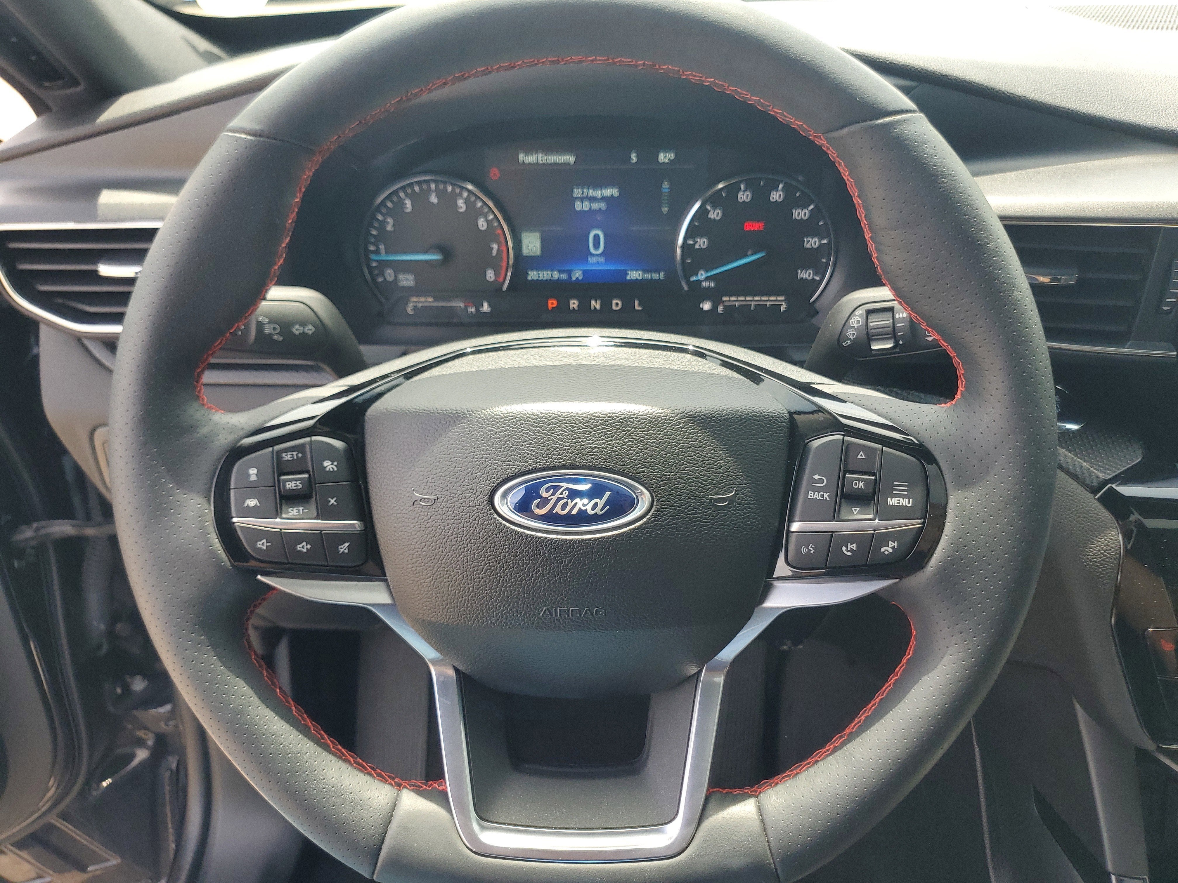 2024 Ford Explorer ST-Line