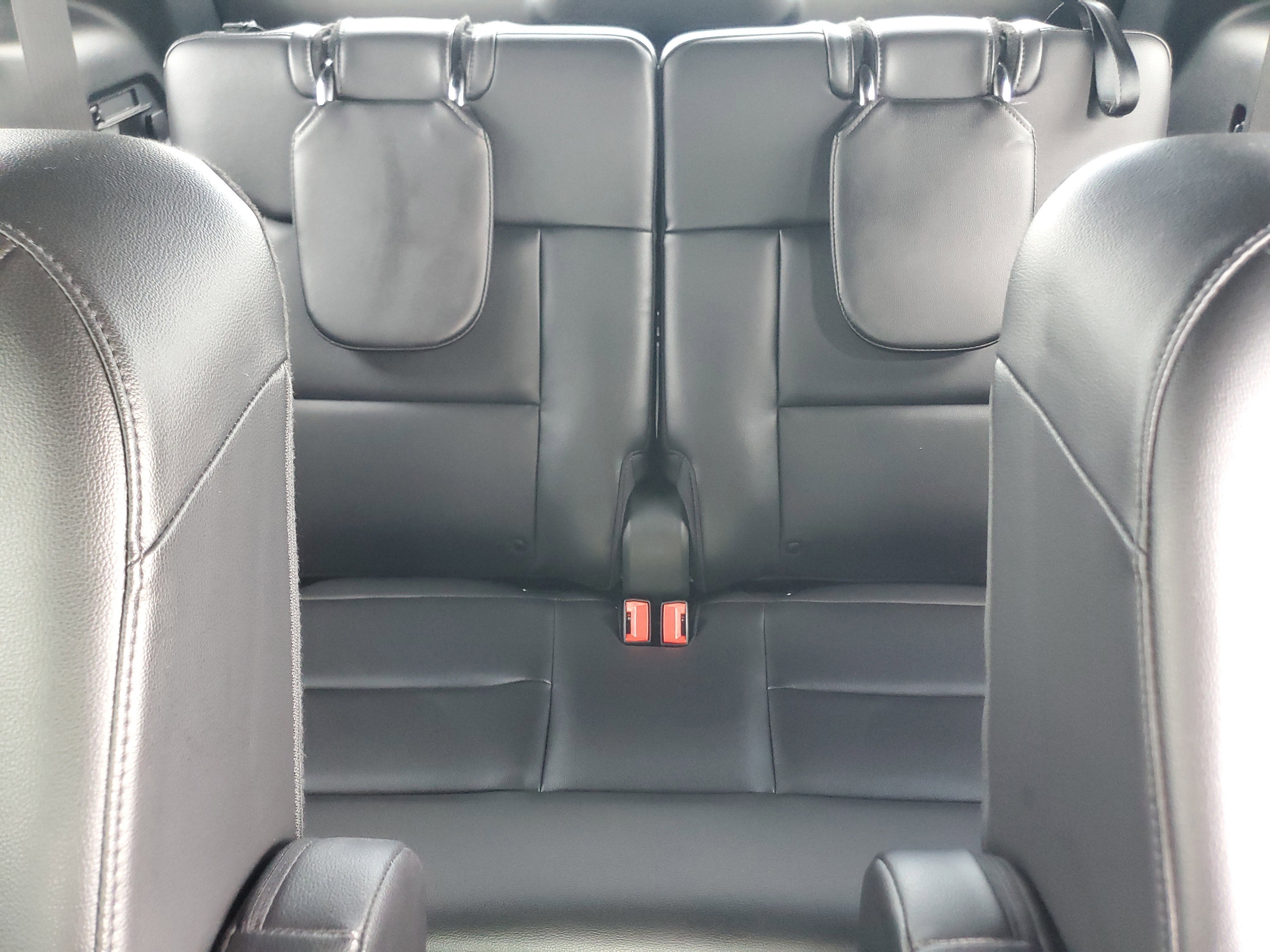 2024 Ford Explorer ST-Line