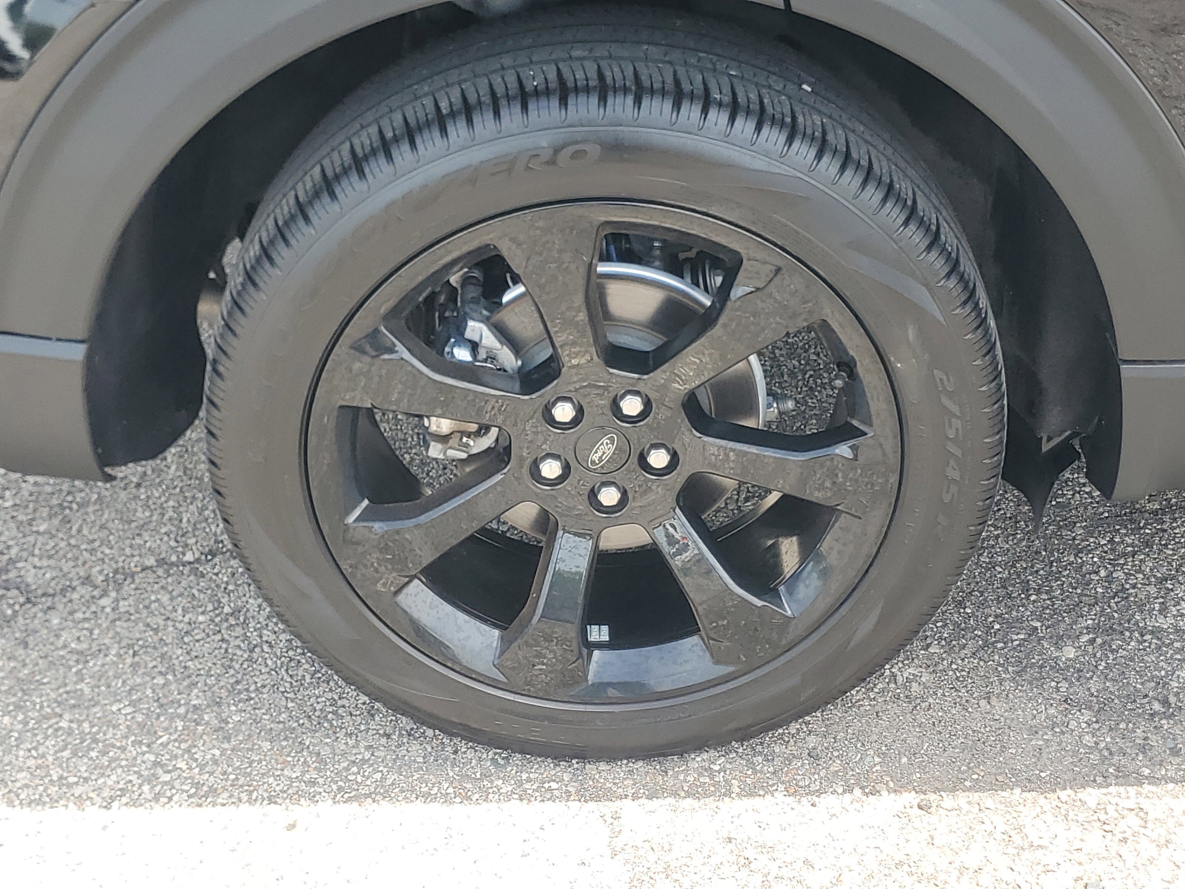 2024 Ford Explorer ST-Line