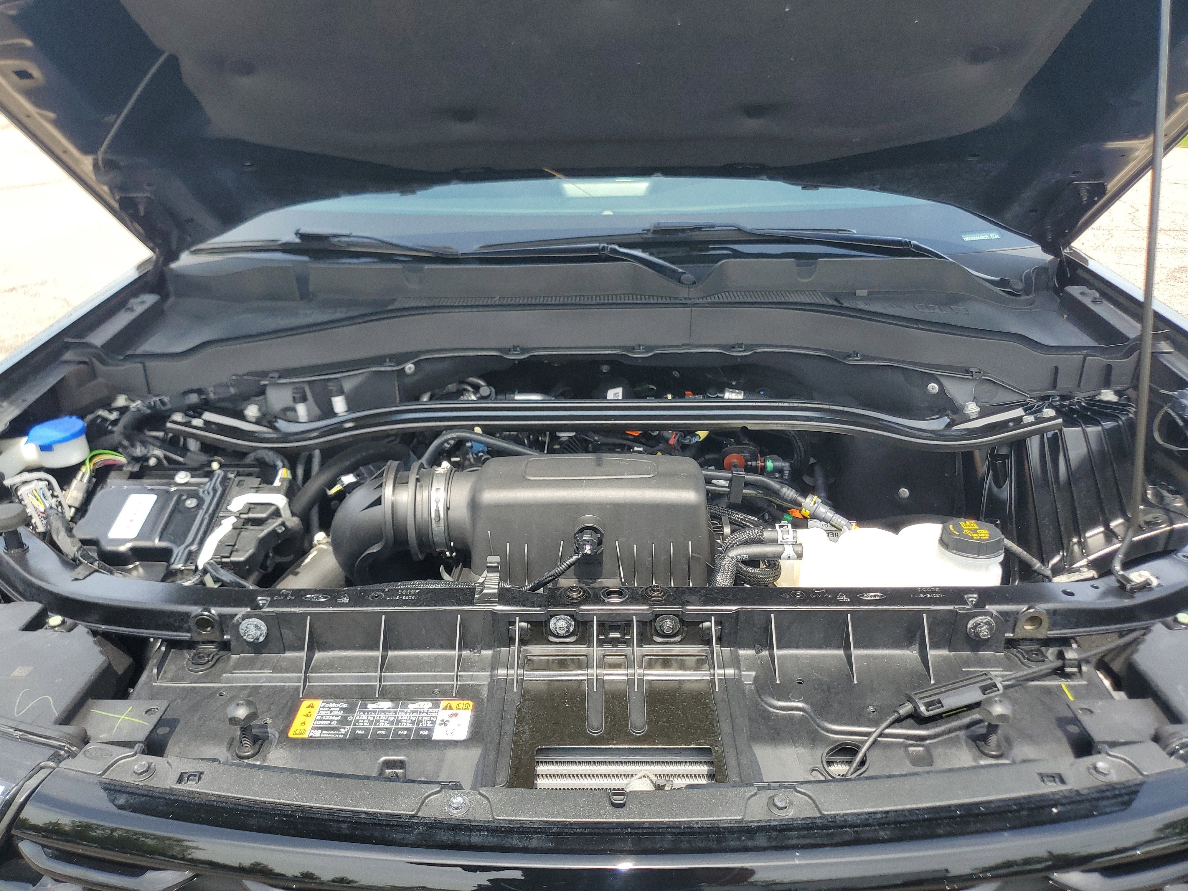 2024 Ford Explorer ST-Line