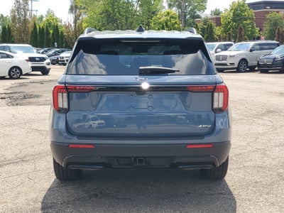 2025 Ford Explorer ST-Line