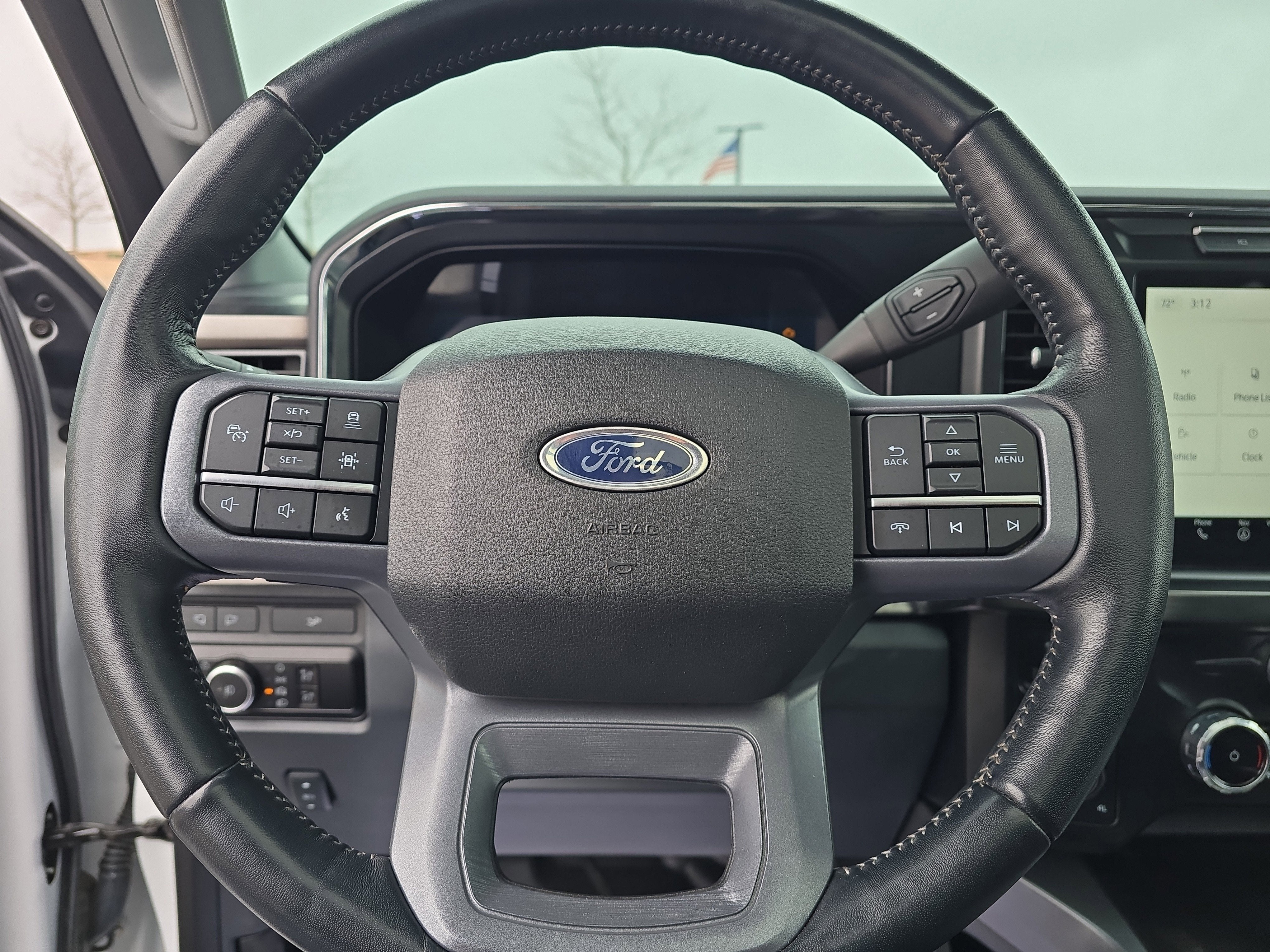 2023 Ford Super Duty F-350 SRW LARIAT