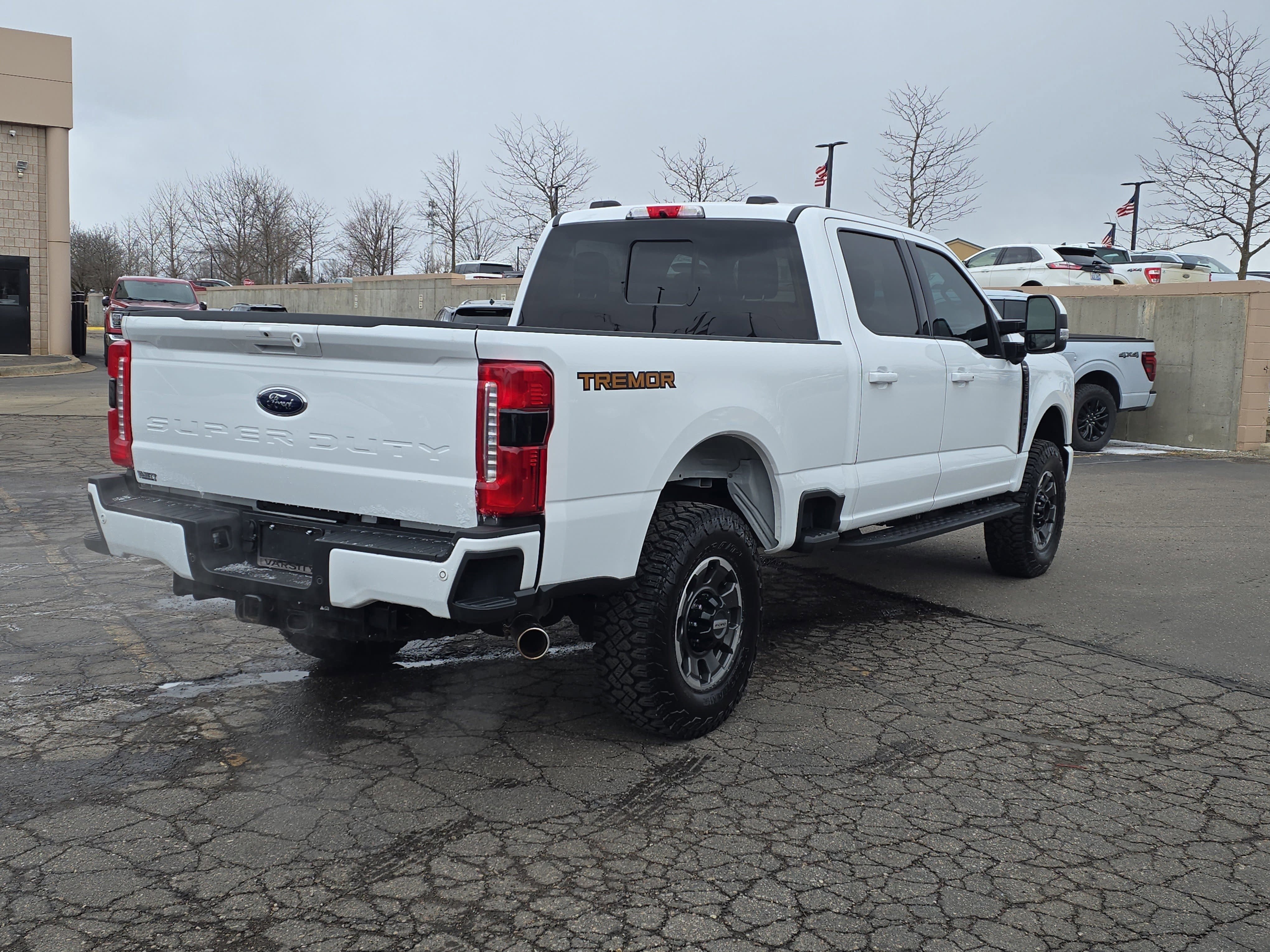 2023 Ford Super Duty F-350 SRW LARIAT