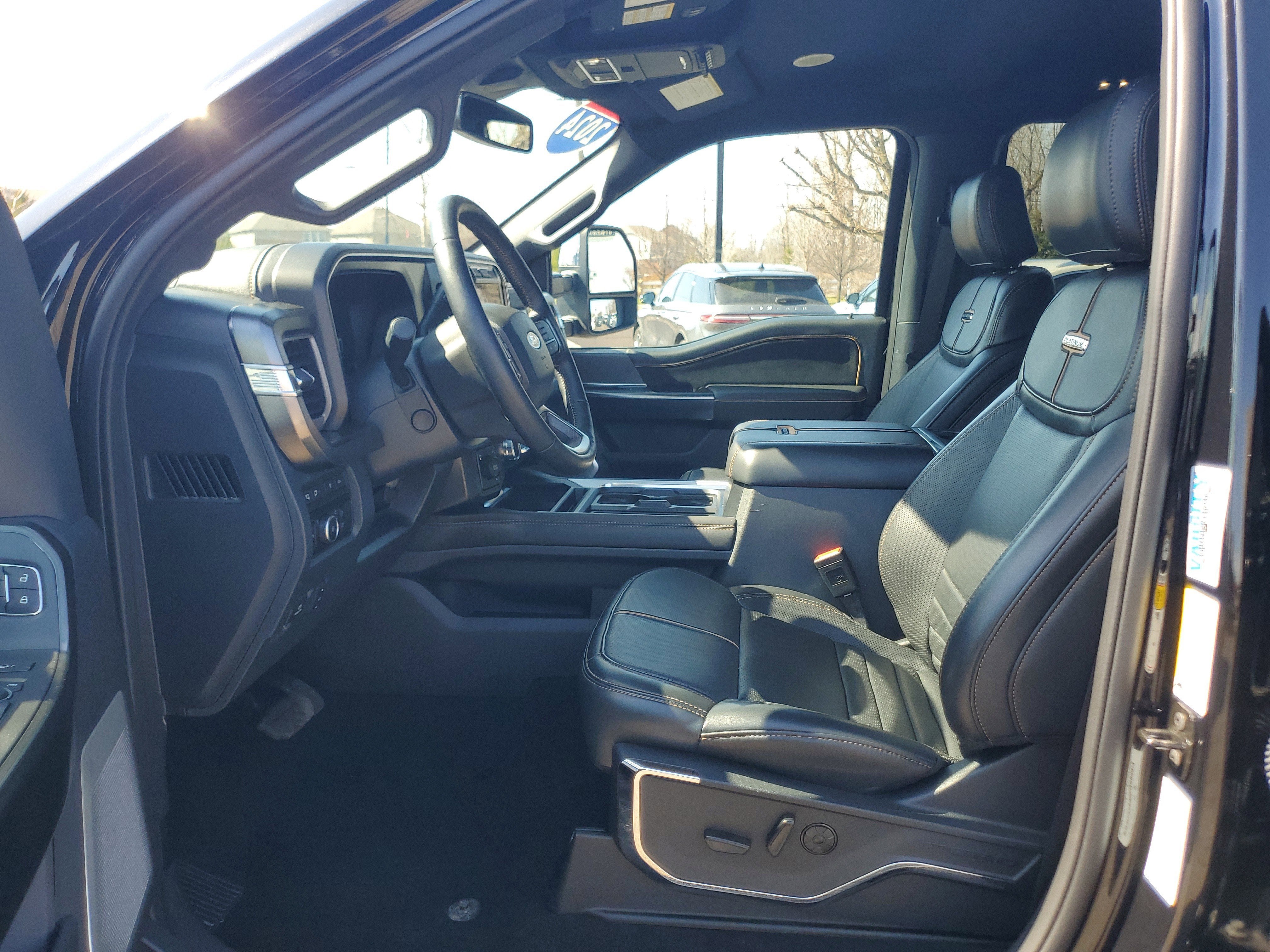 2024 Ford Super Duty F-350 DRW XLT