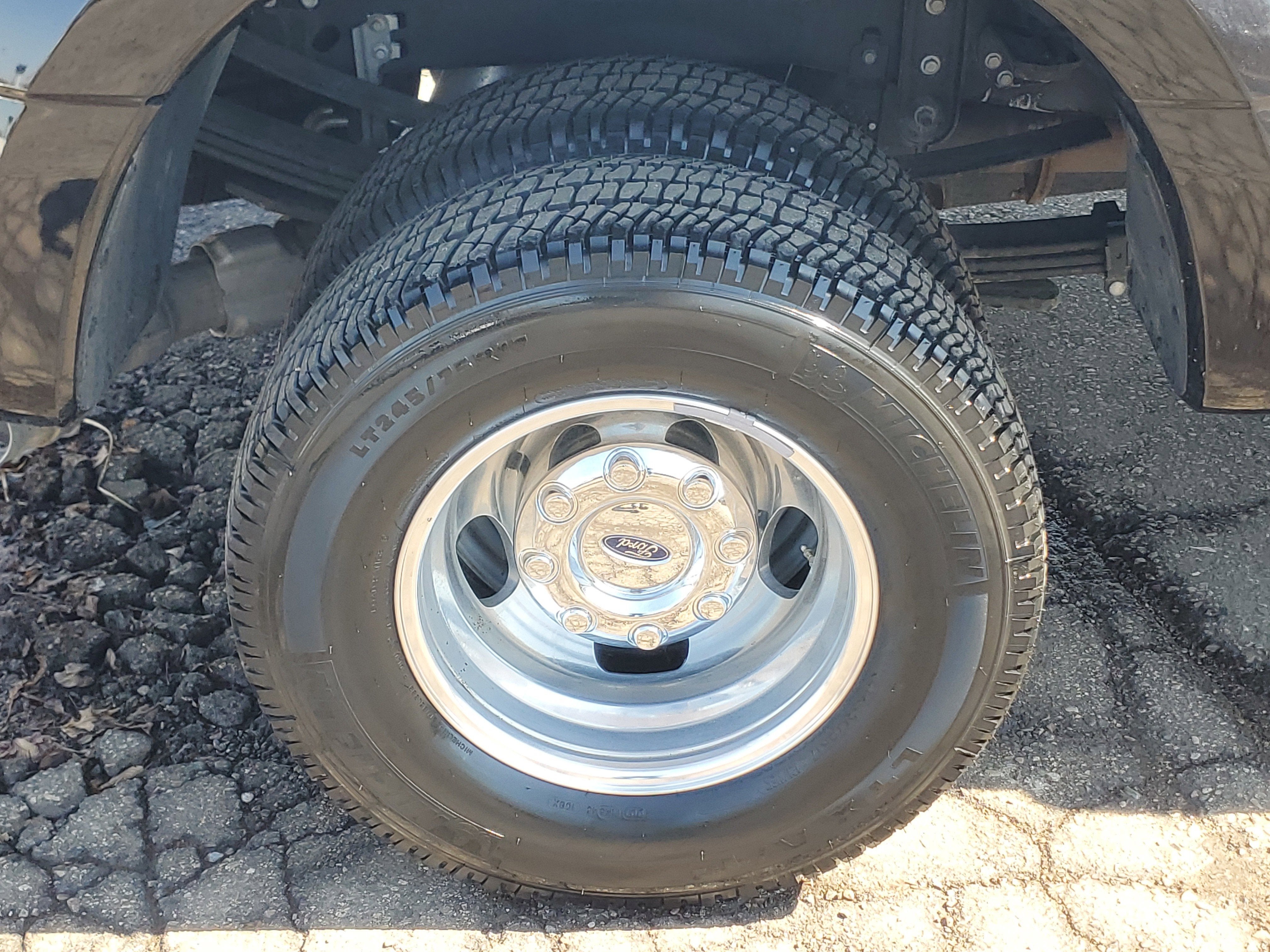 2024 Ford Super Duty F-350 DRW XLT