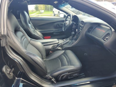 2004 Chevrolet Corvette 2DR CPE