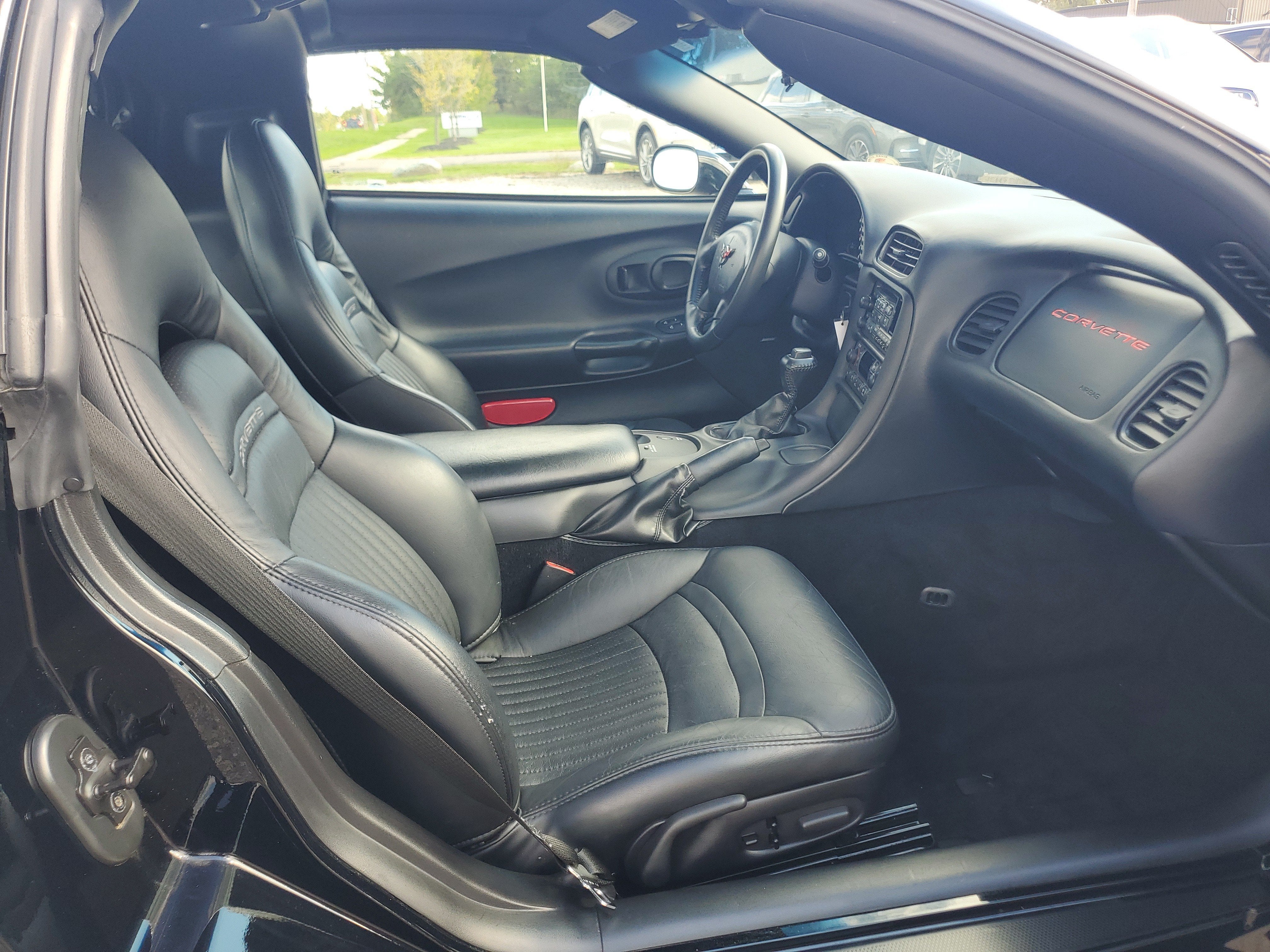2004 Chevrolet Corvette 2DR CPE
