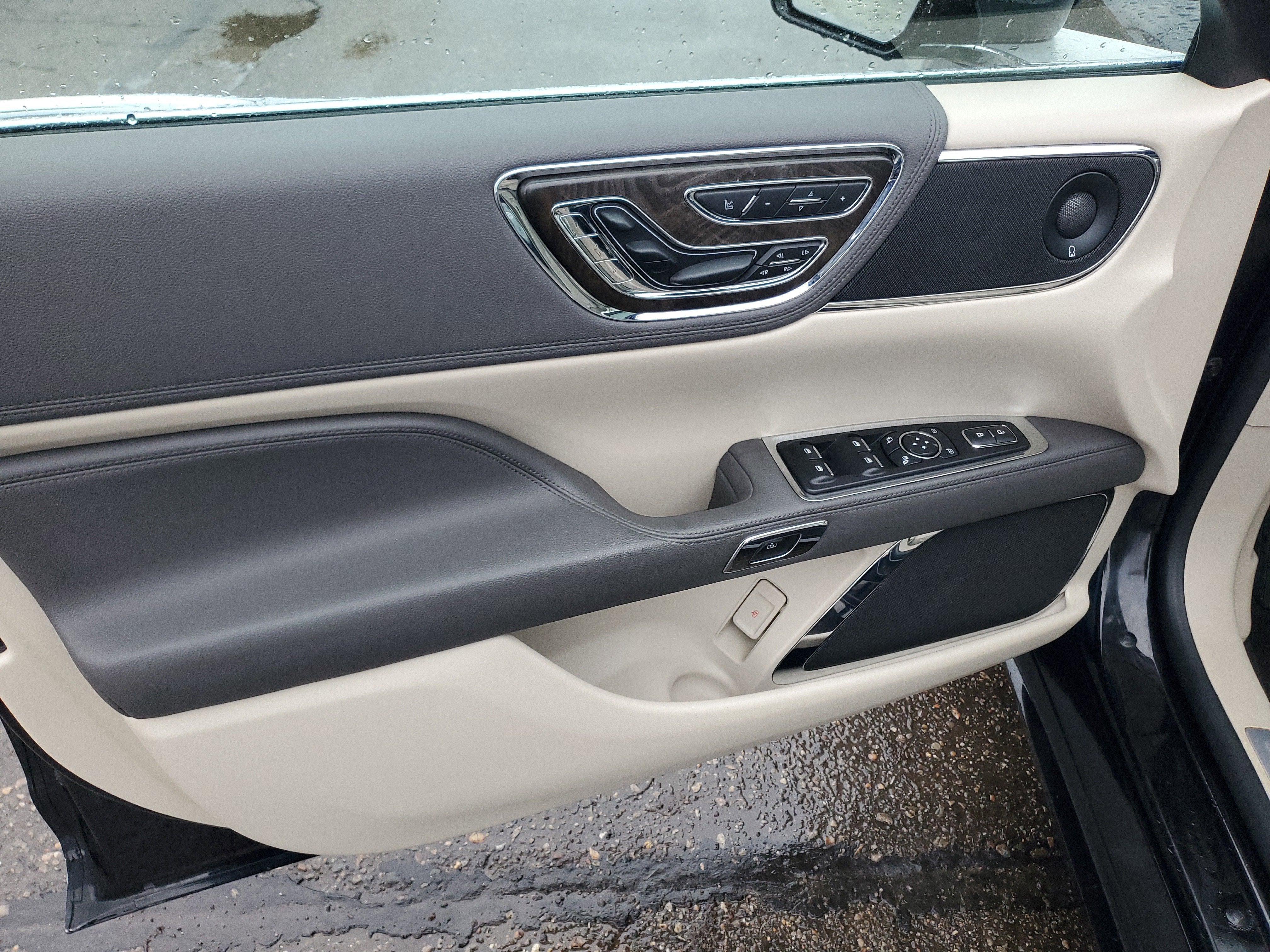 2019 Lincoln Continental Reserve