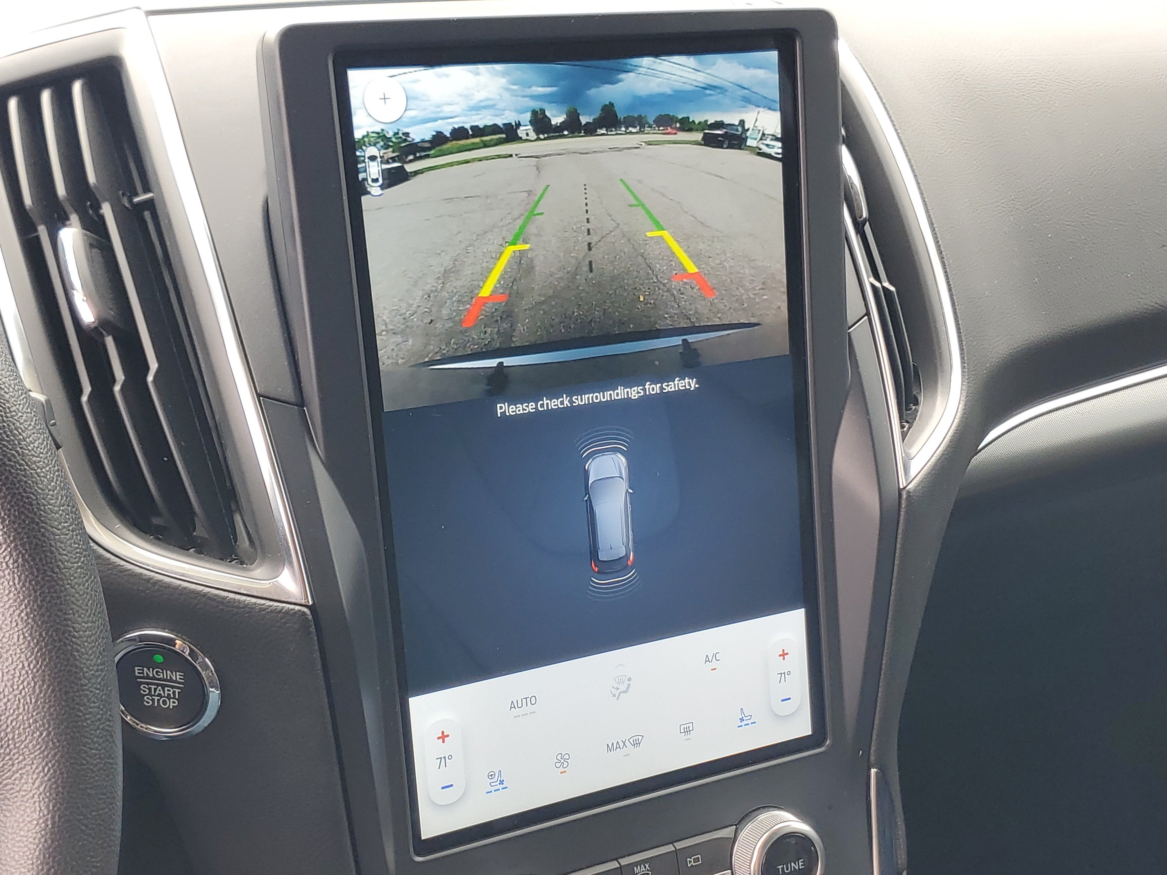 2023 Ford Edge Titanium