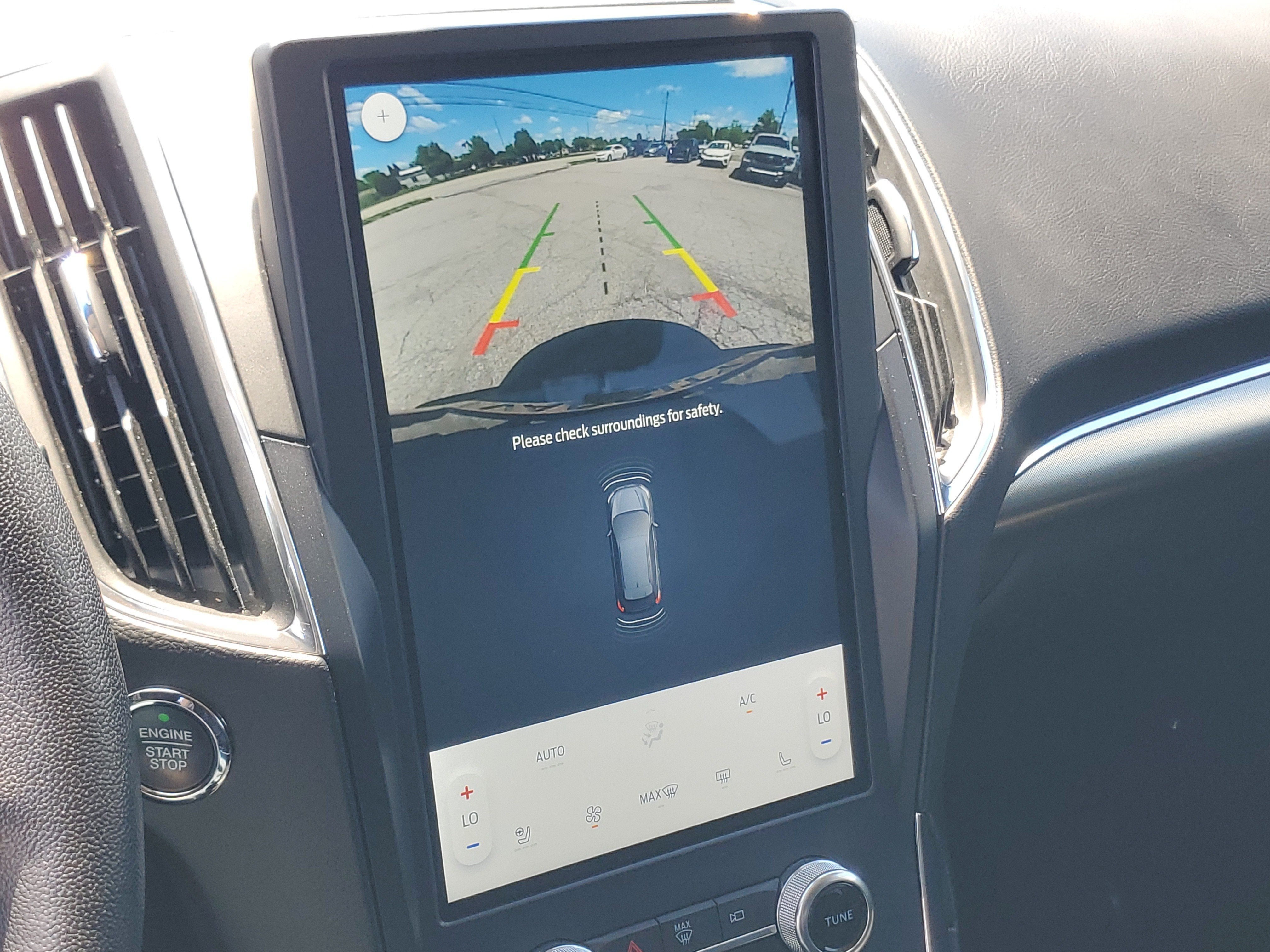 2023 Ford Edge Titanium
