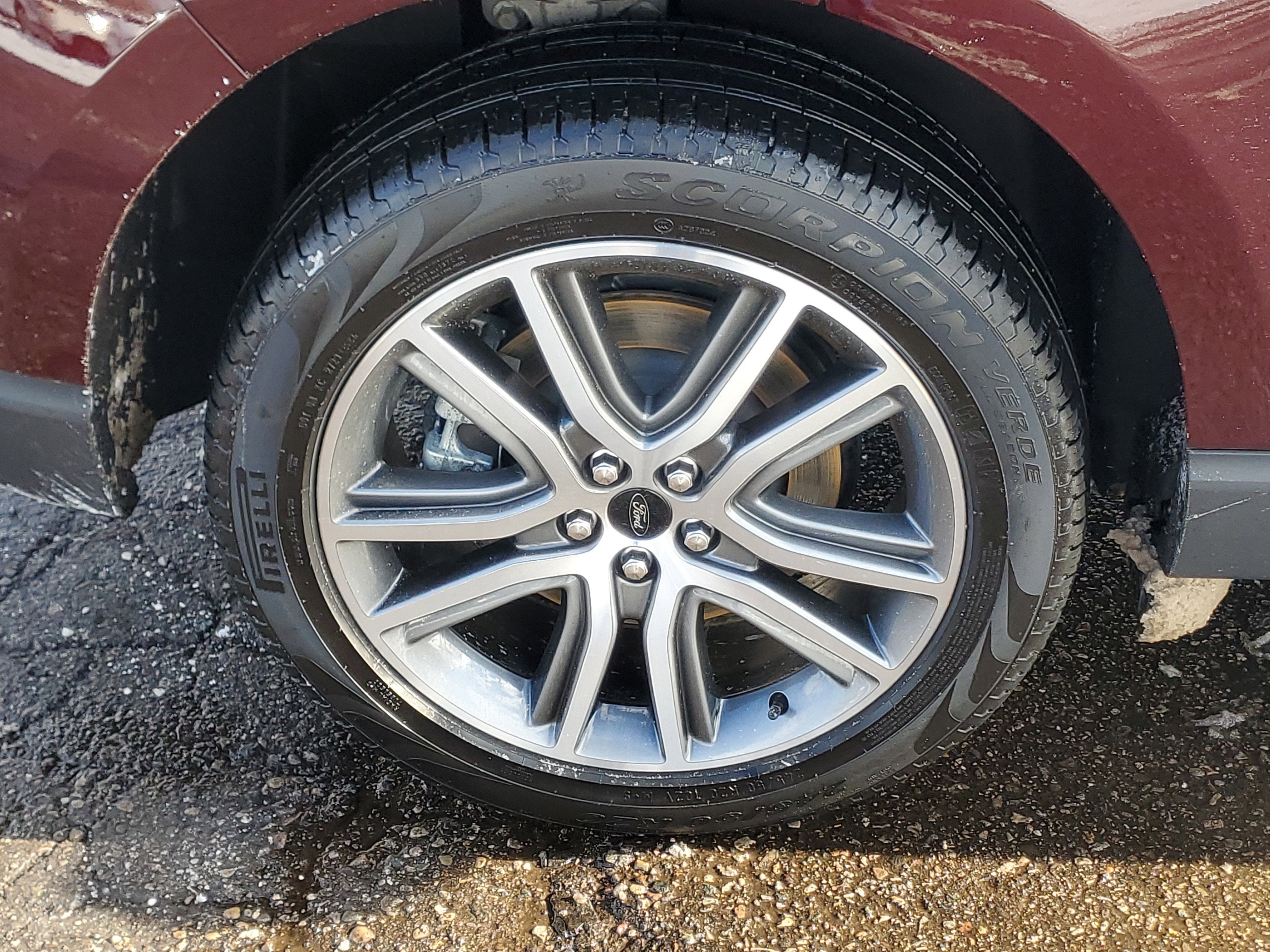 2024 Ford Edge Titanium