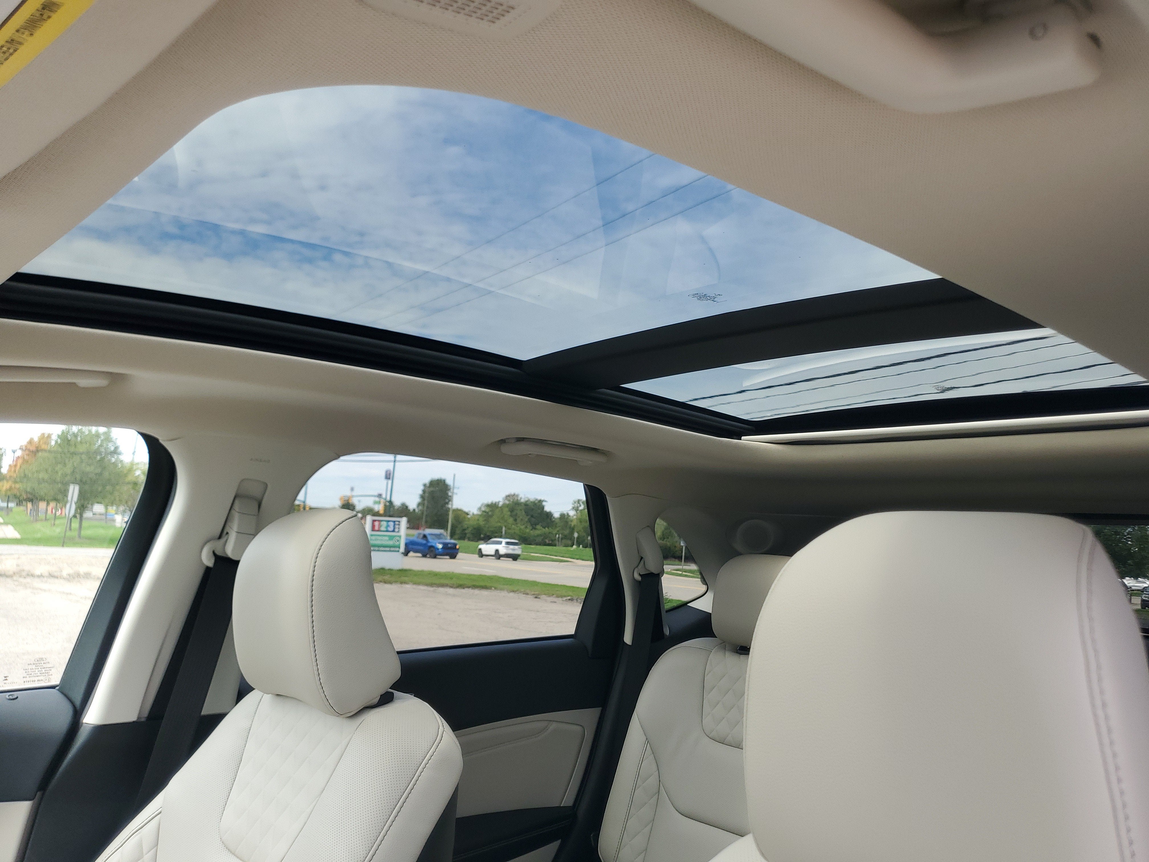 2024 Ford Edge Titanium