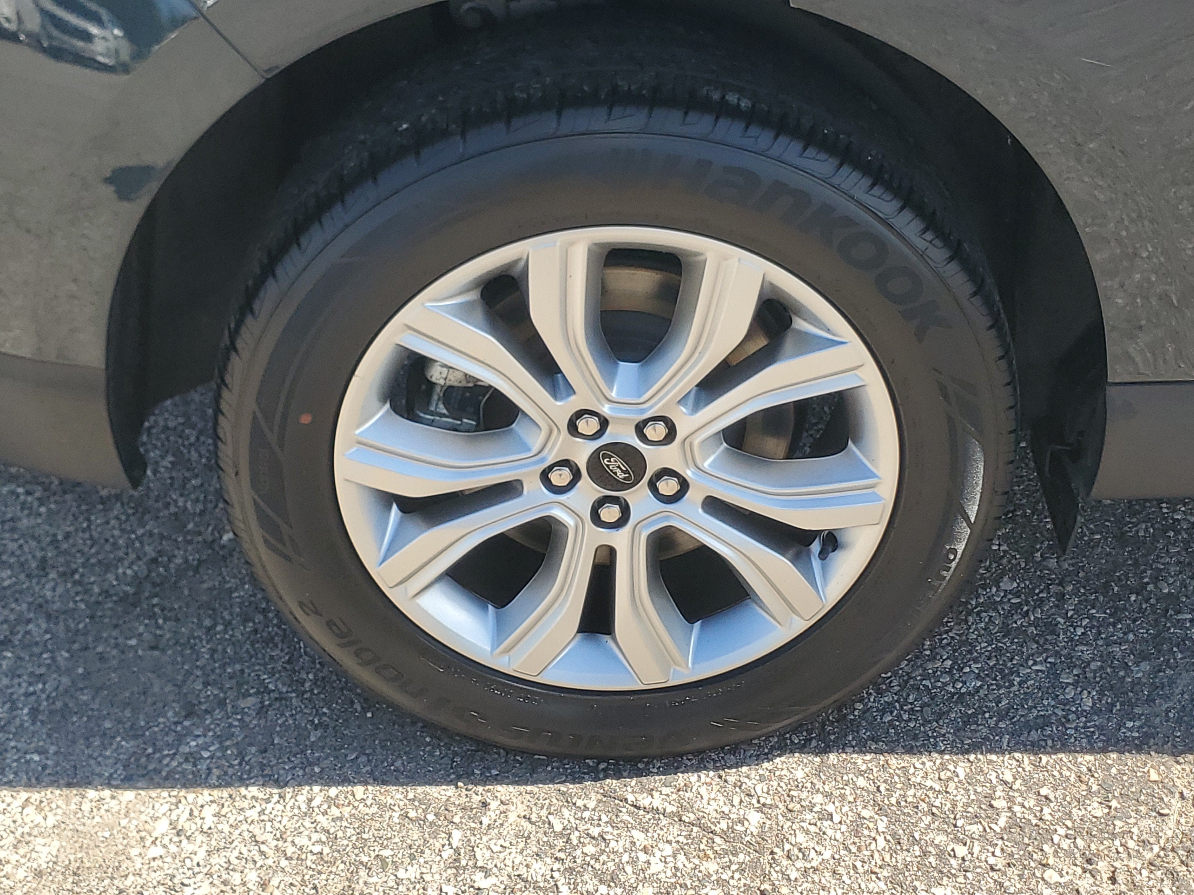 2023 Ford Edge Titanium