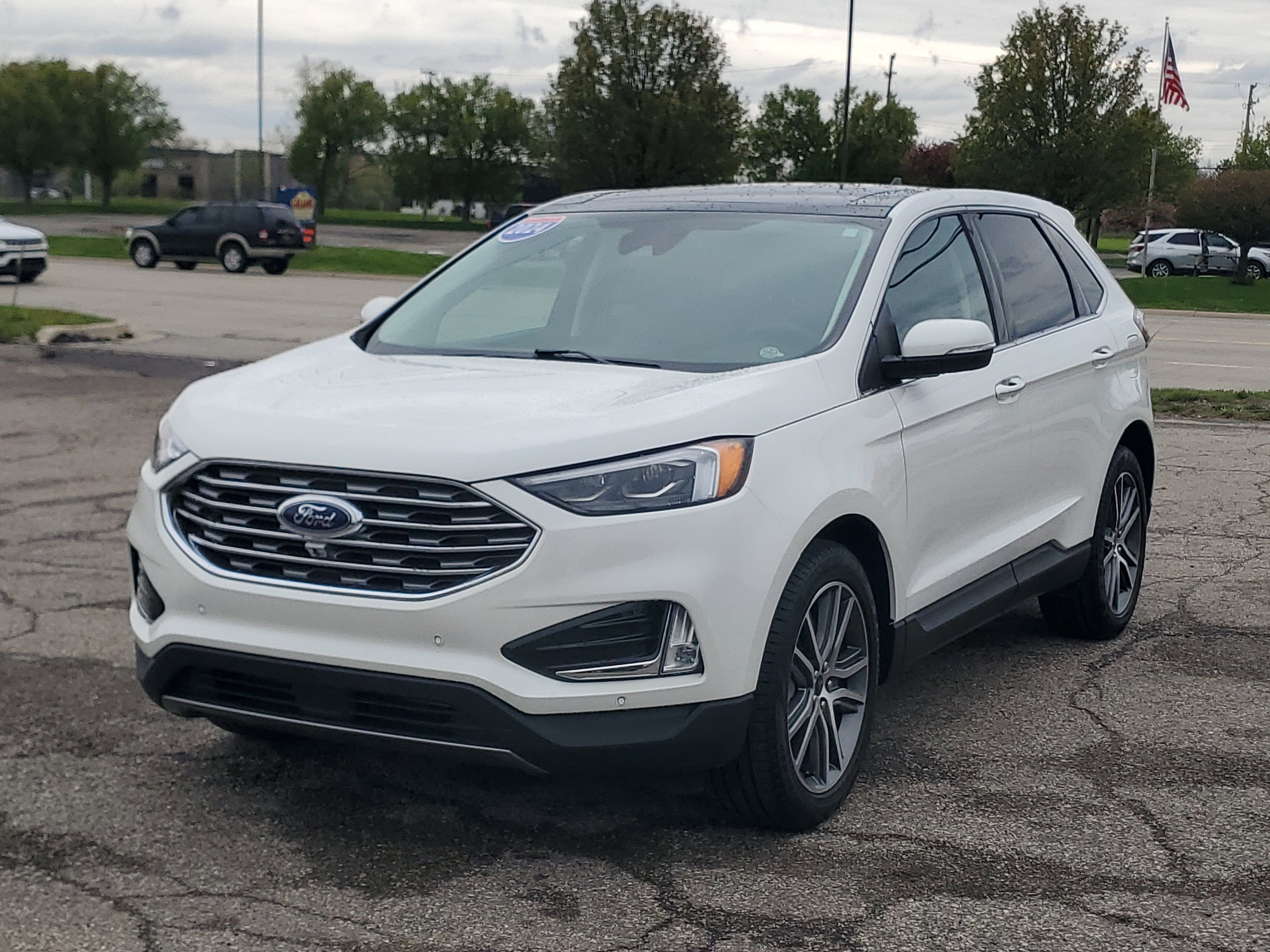 2024 Ford Edge Titanium