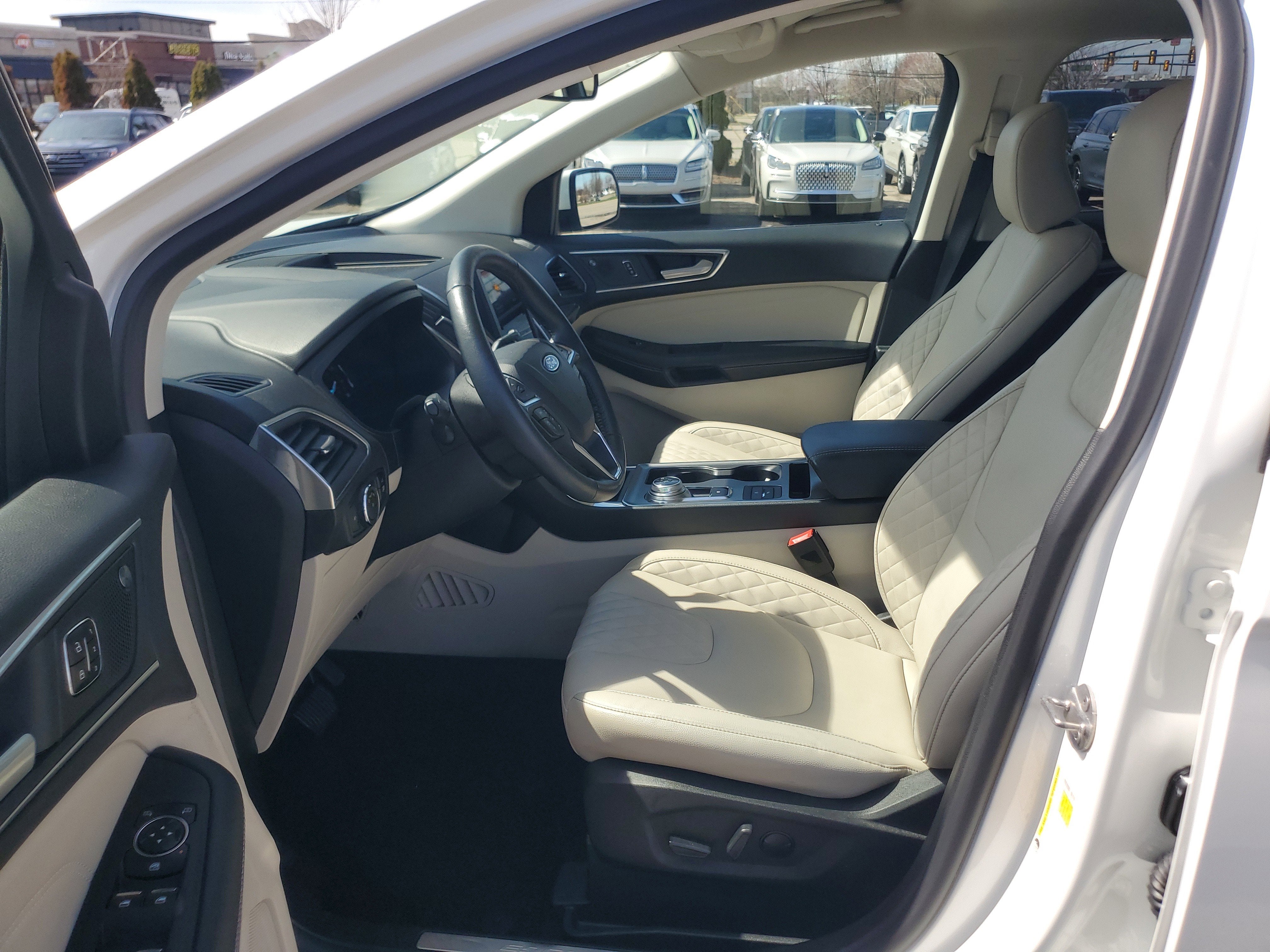 2023 Ford Edge Titanium