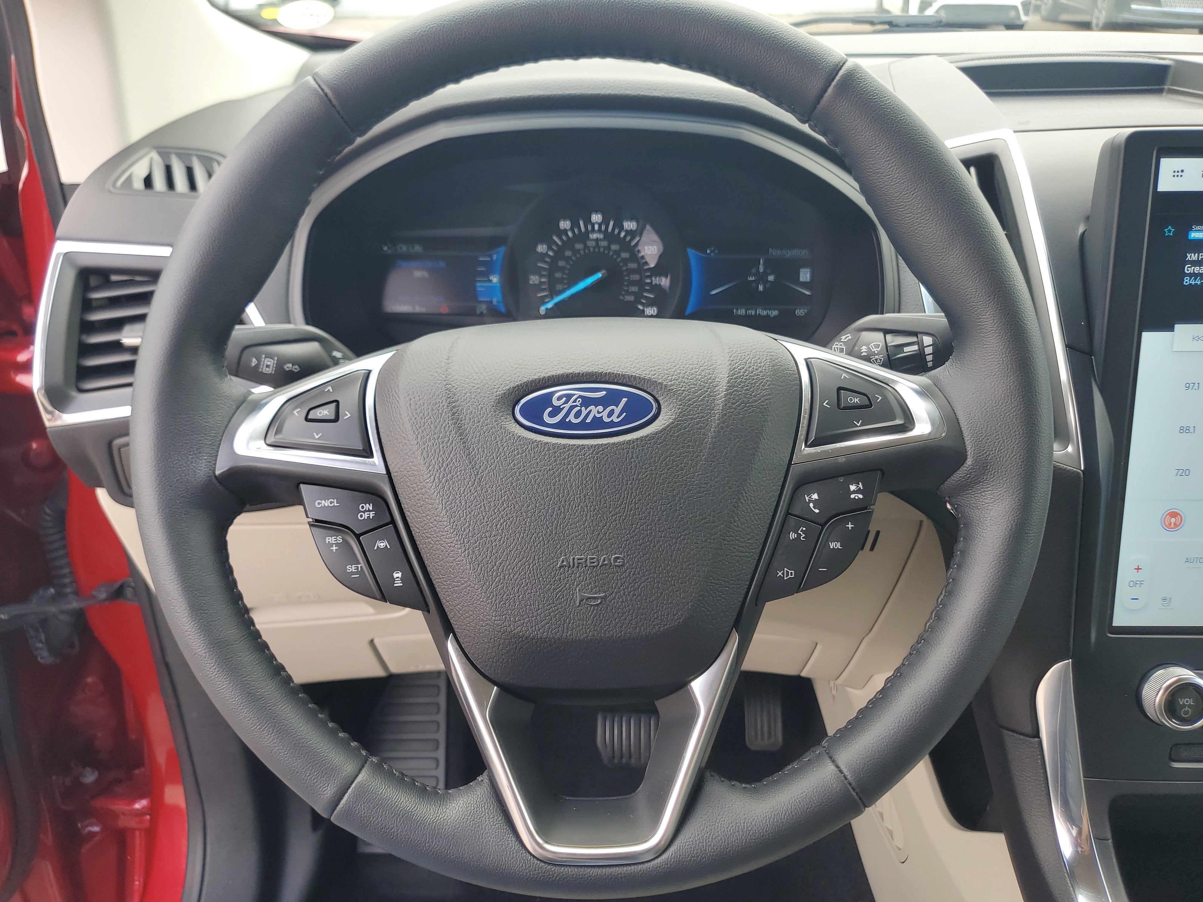 2023 Ford Edge Titanium