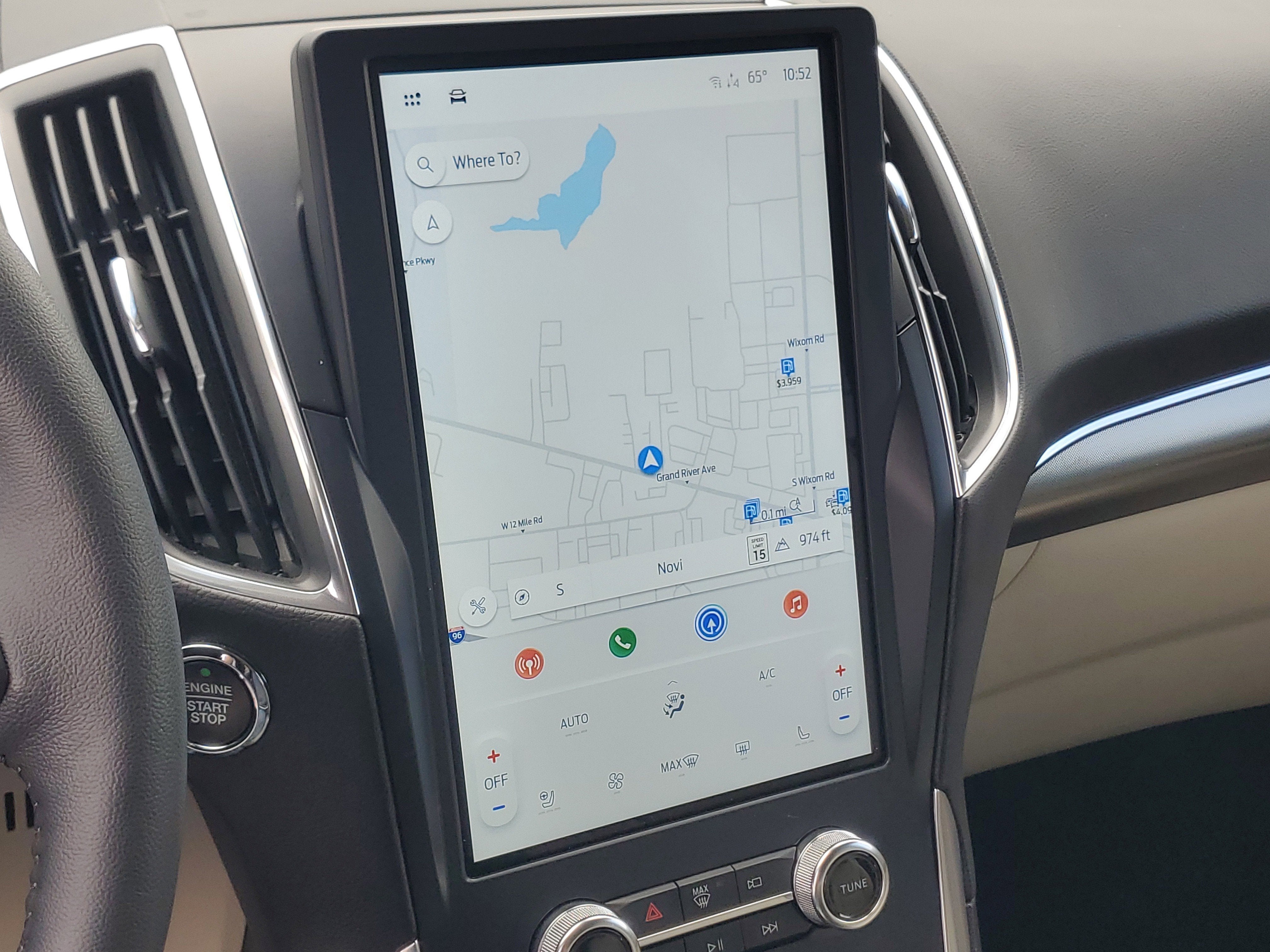 2023 Ford Edge Titanium