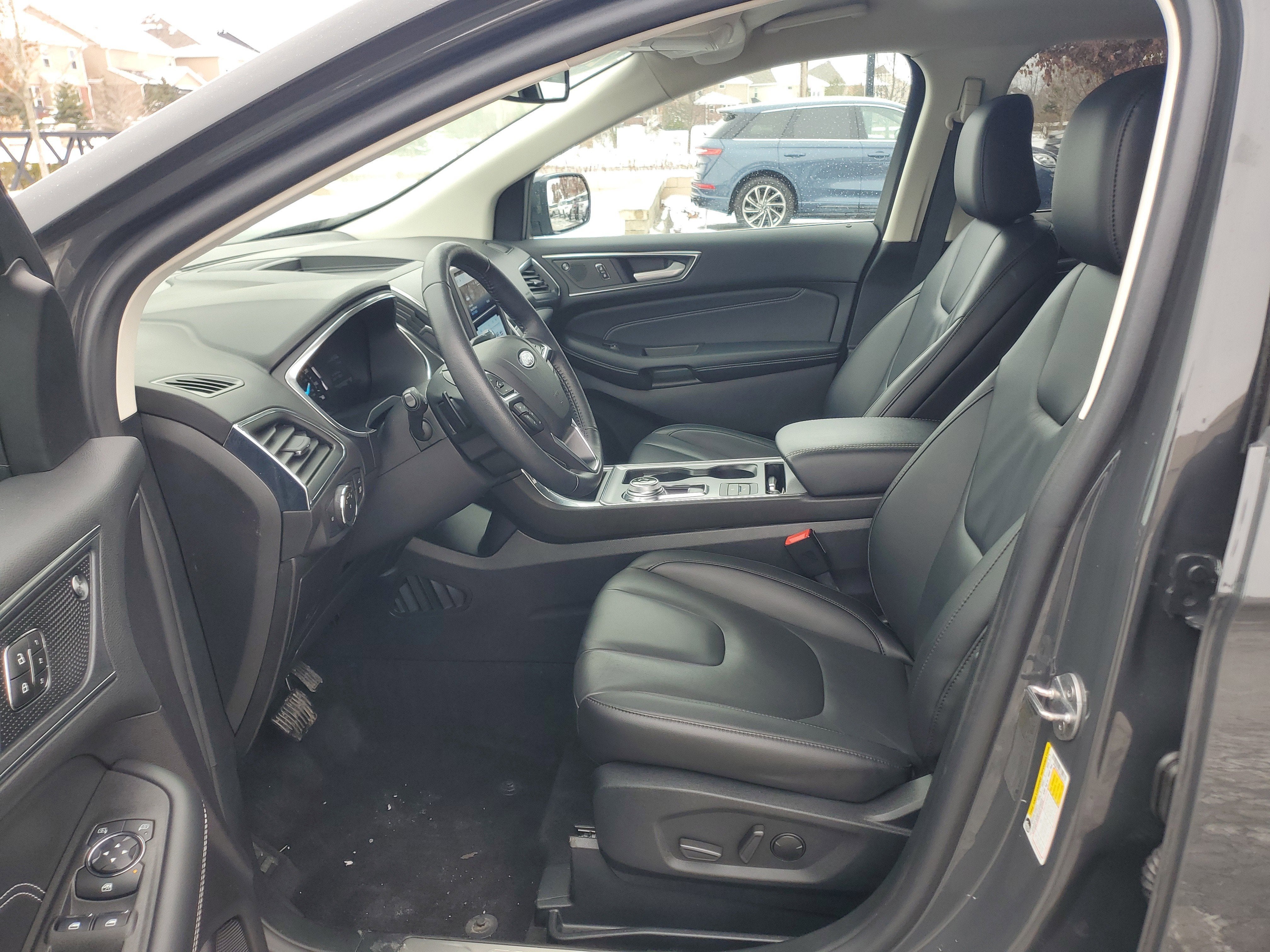 2021 Ford Edge Titanium