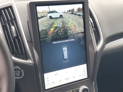 2021 Ford Edge Titanium