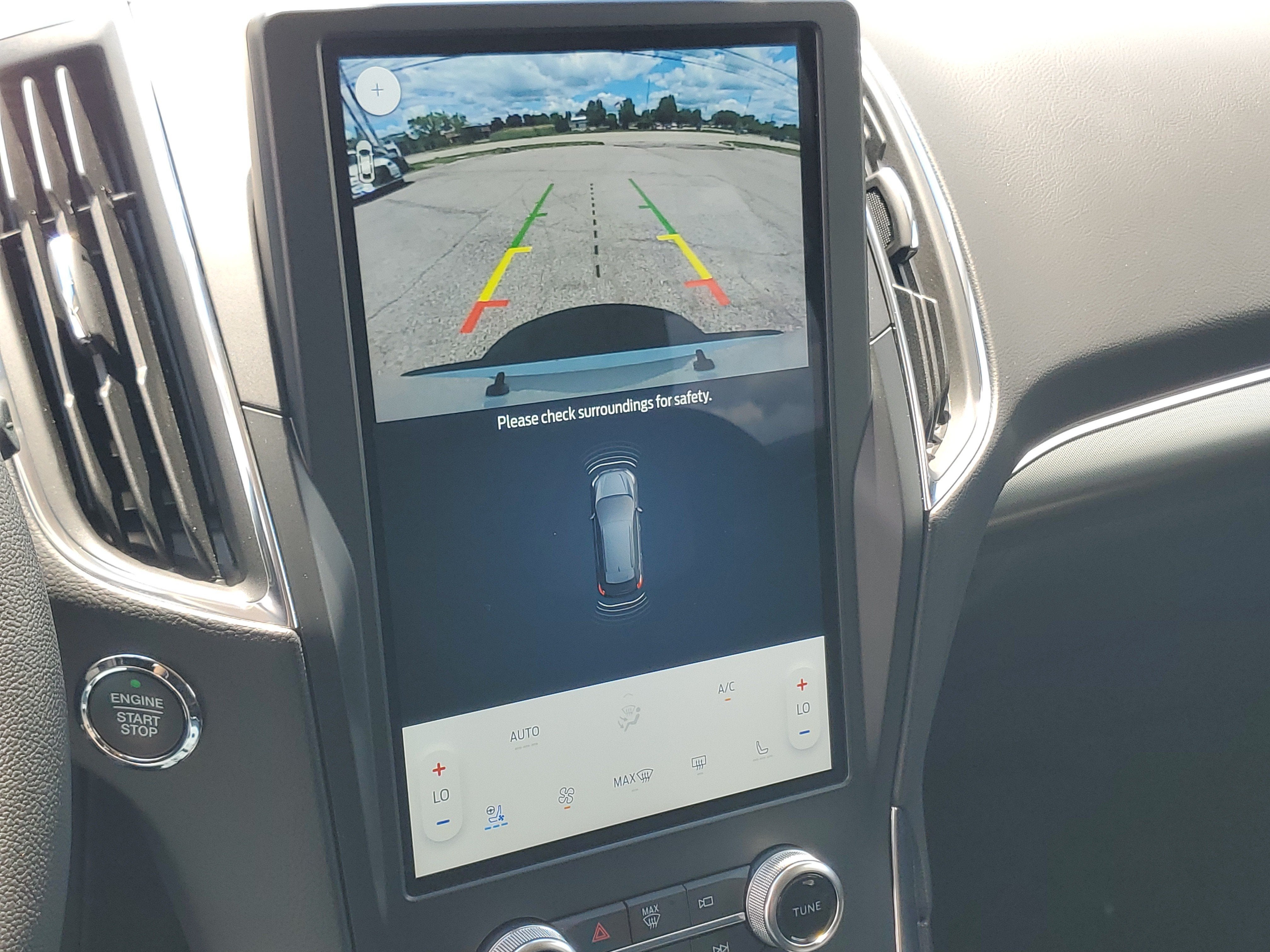 2024 Ford Edge Titanium
