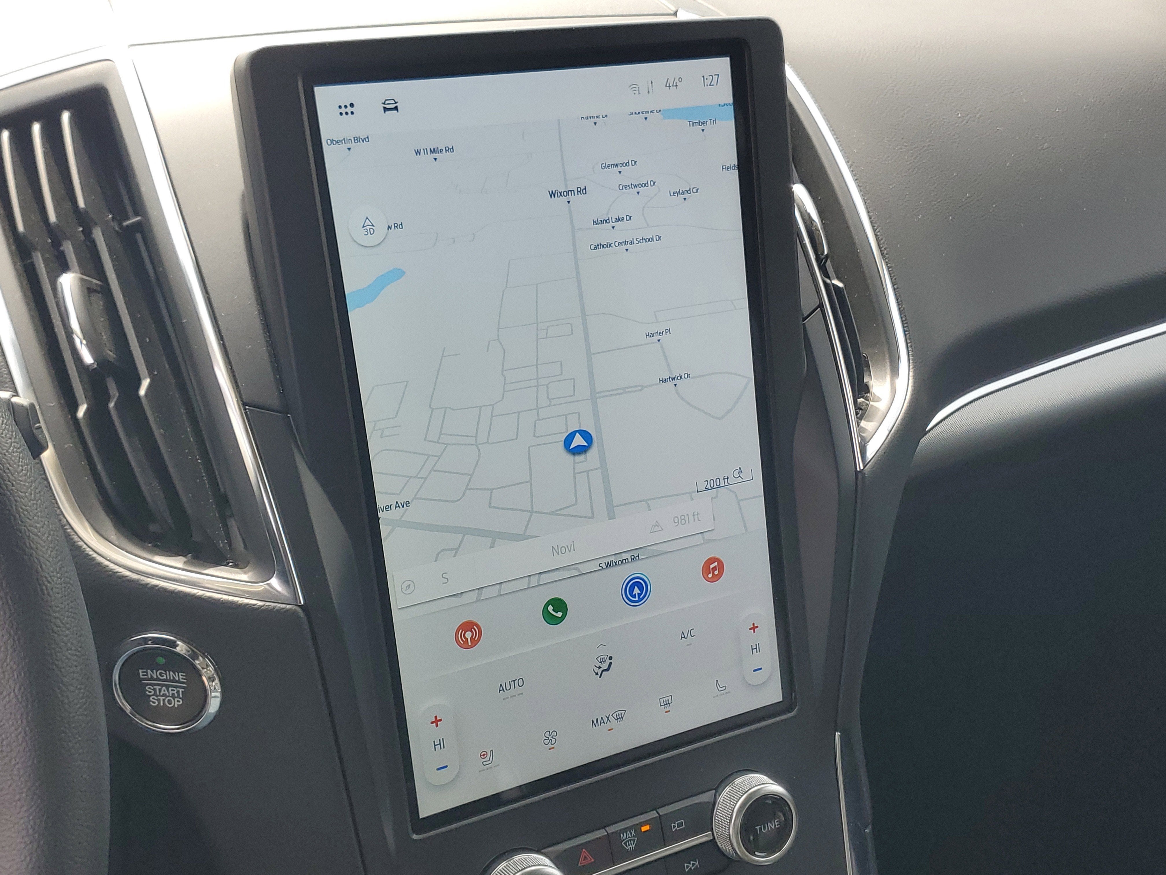 2024 Ford Edge Titanium