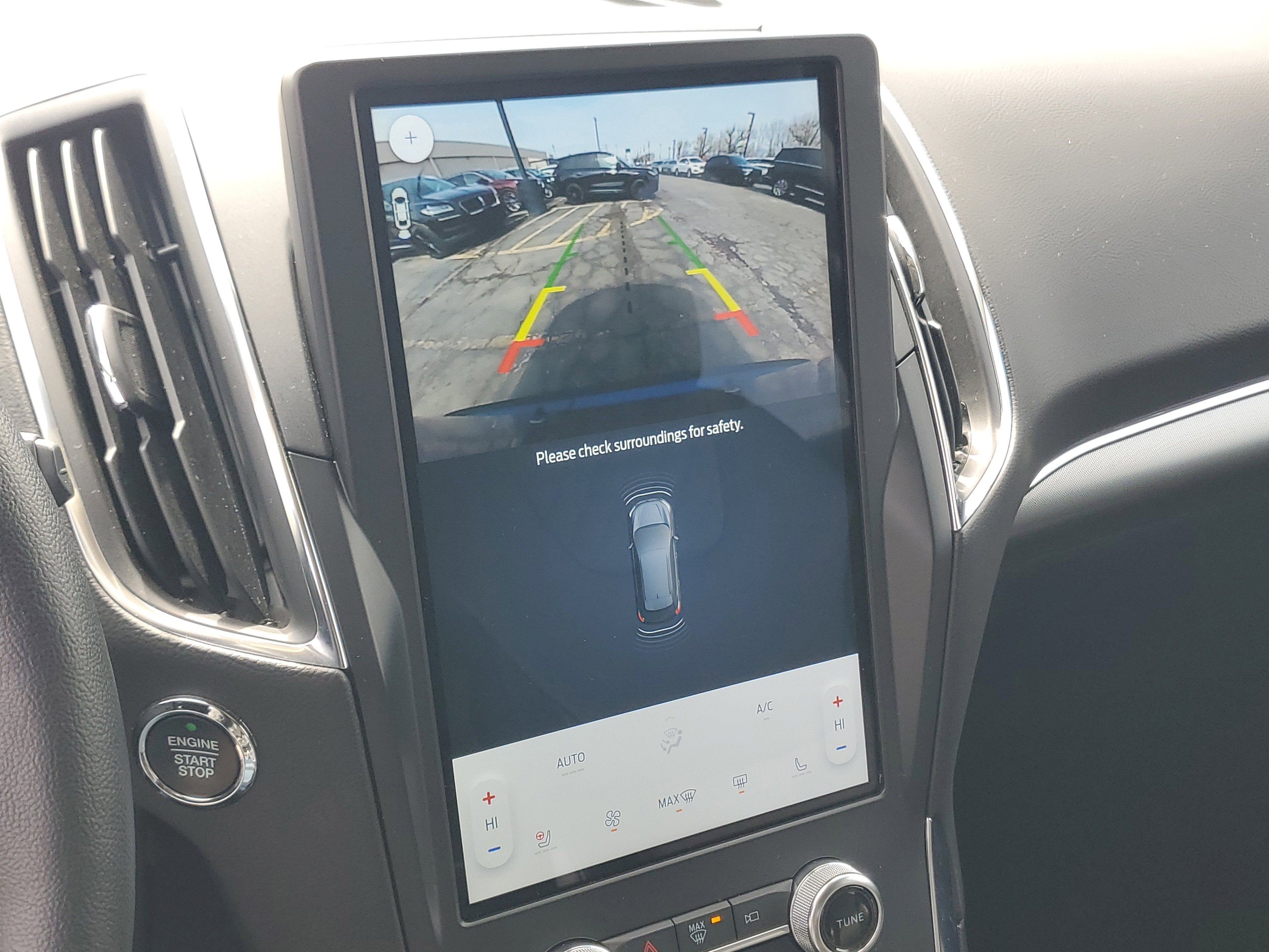 2024 Ford Edge Titanium