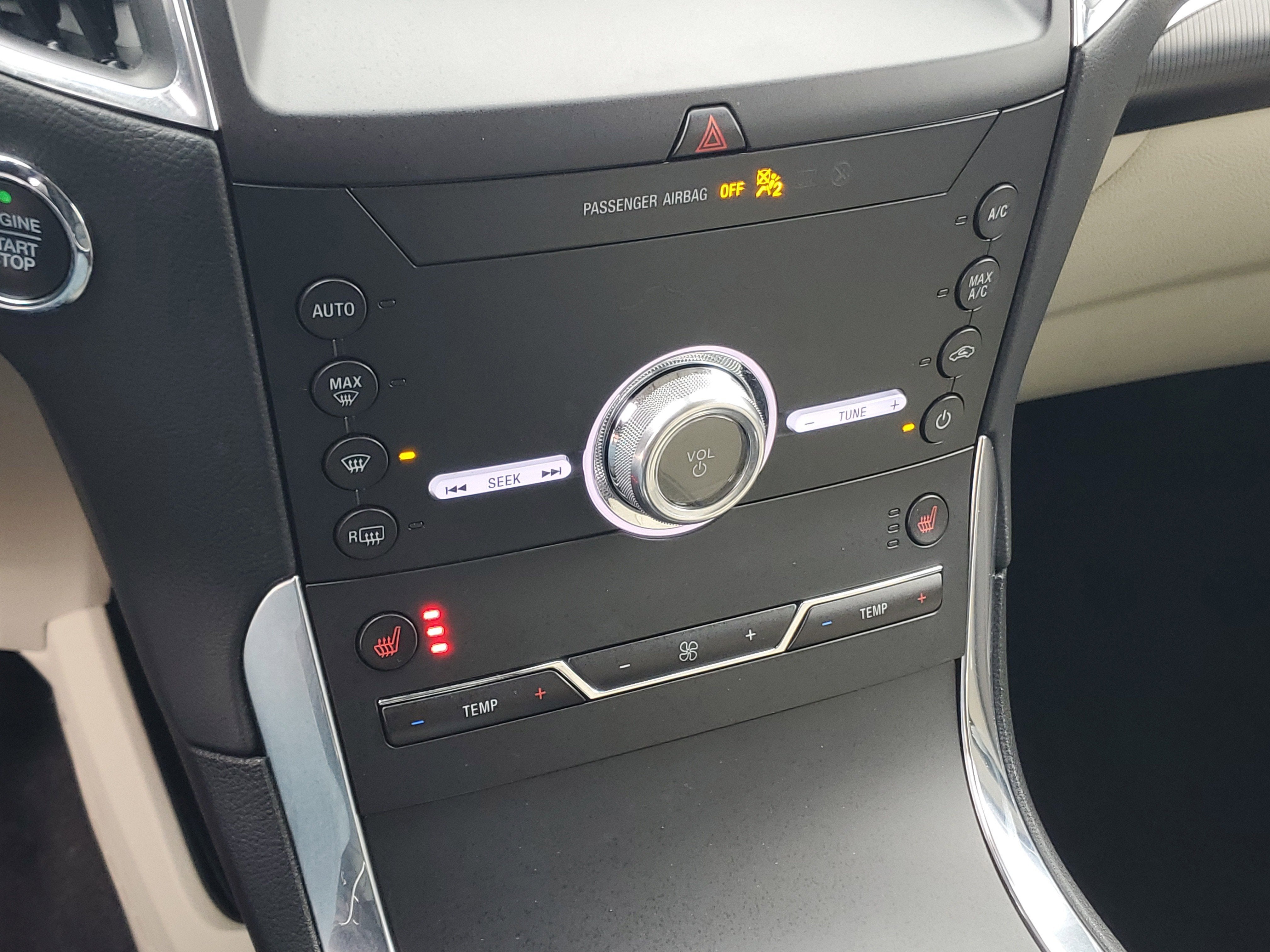 2020 Ford Edge Titanium