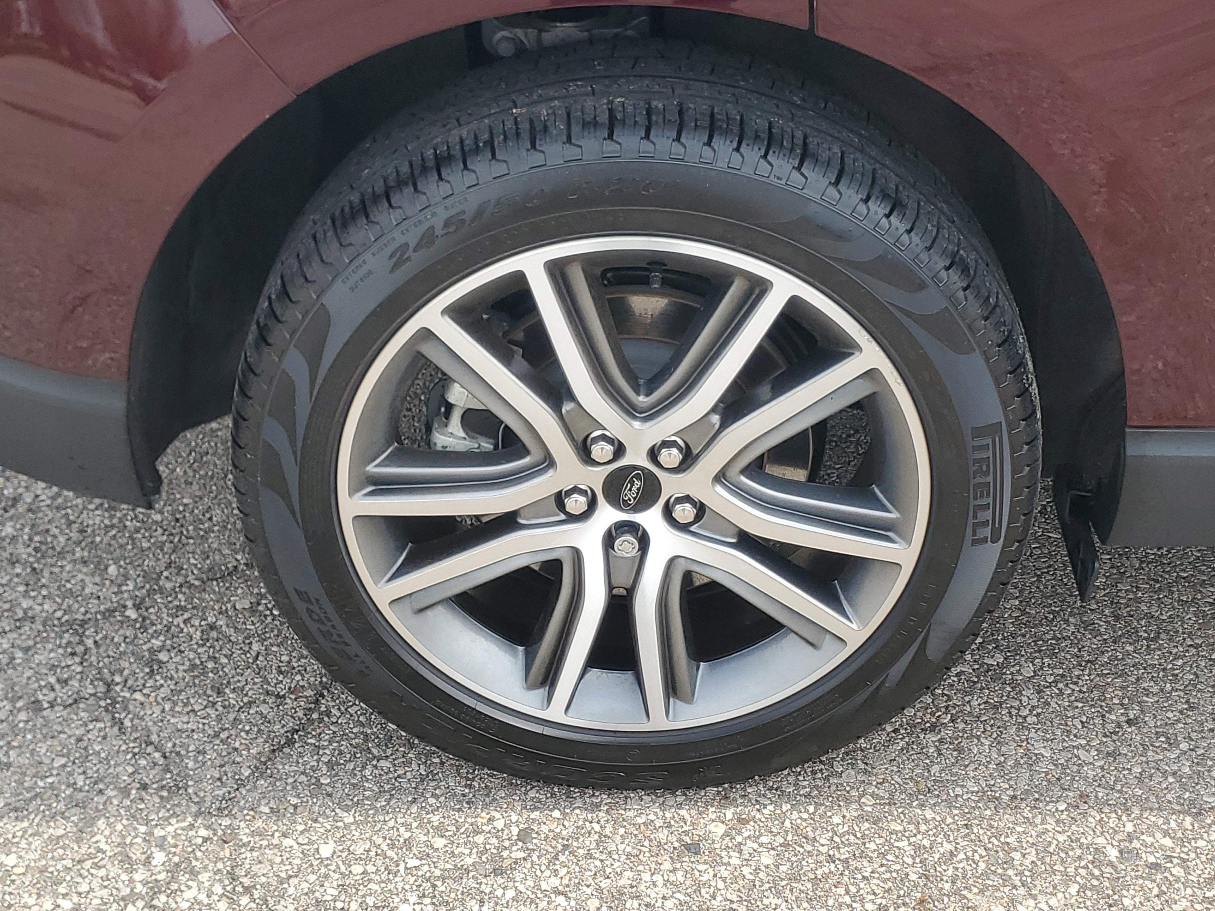 2023 Ford Edge Titanium