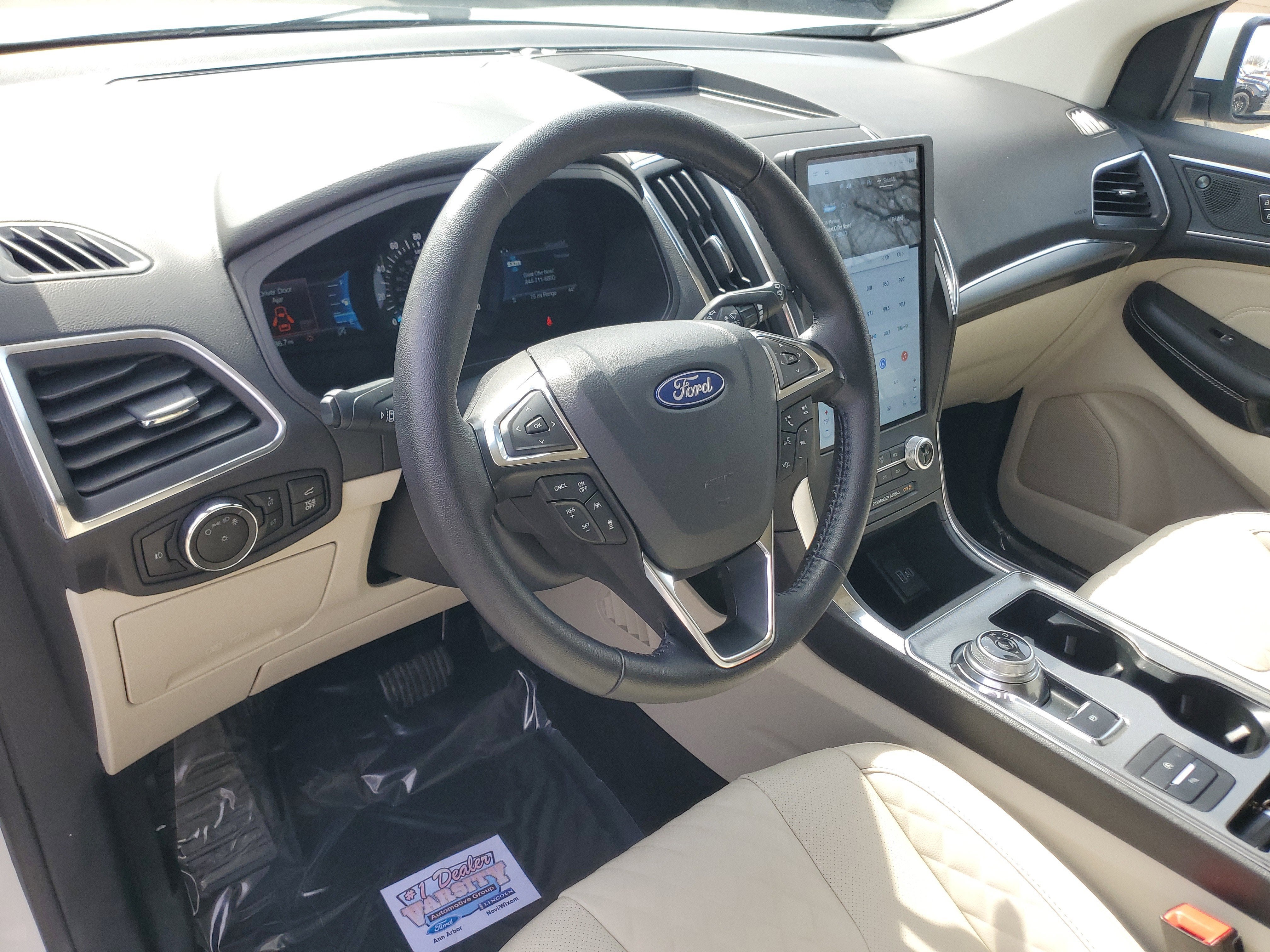 2024 Ford Edge Titanium