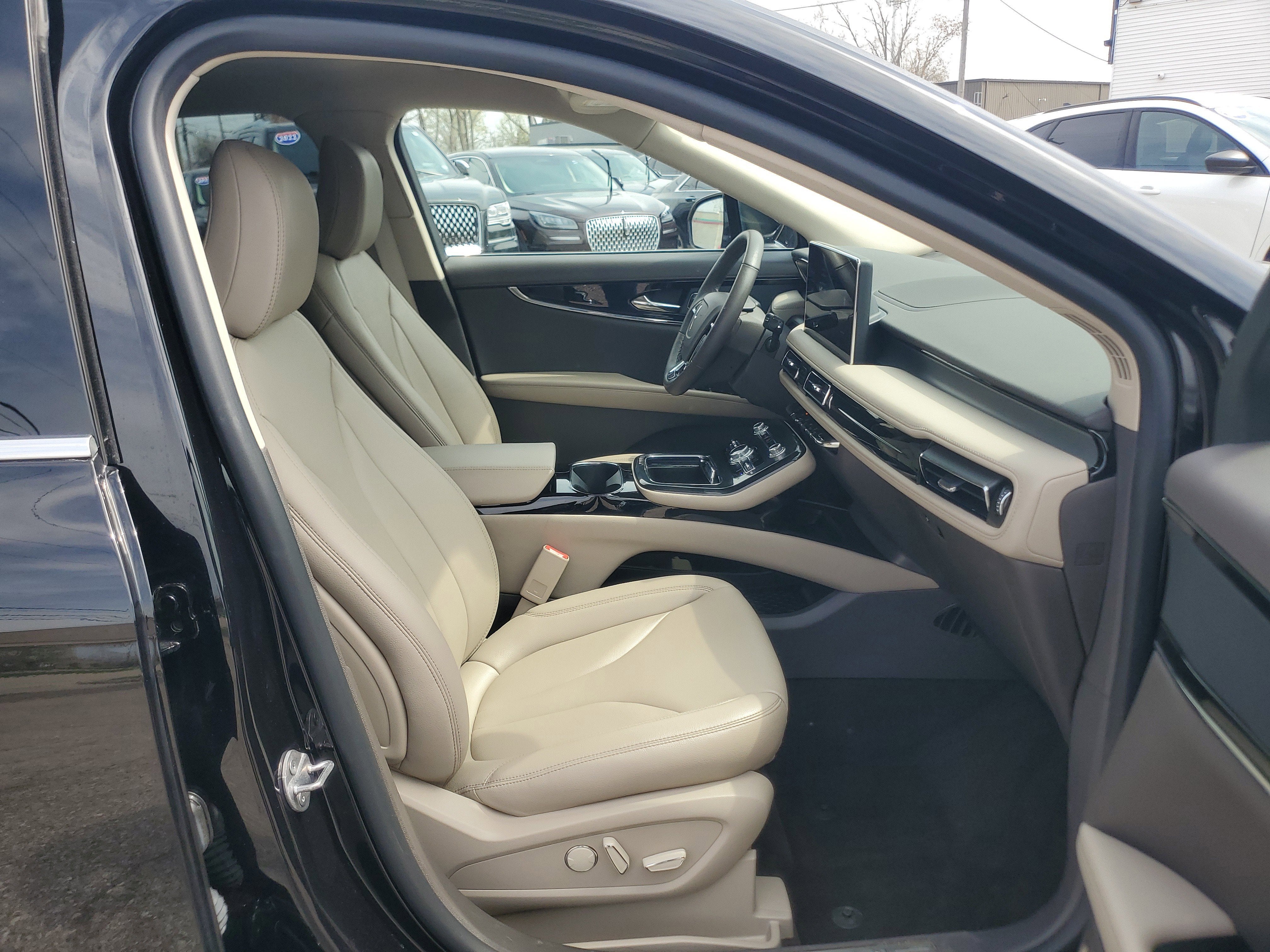 2023 Lincoln Nautilus Standard