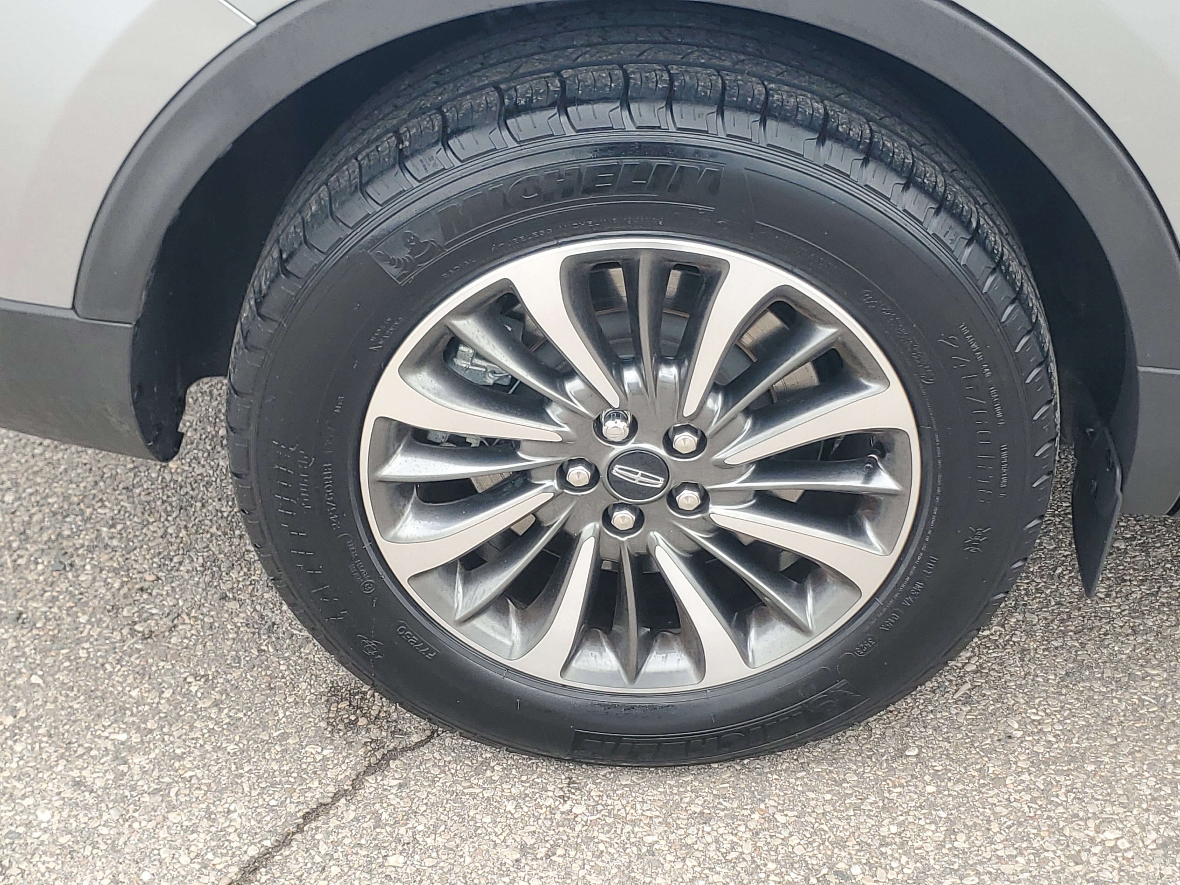 2023 Lincoln Nautilus Standard
