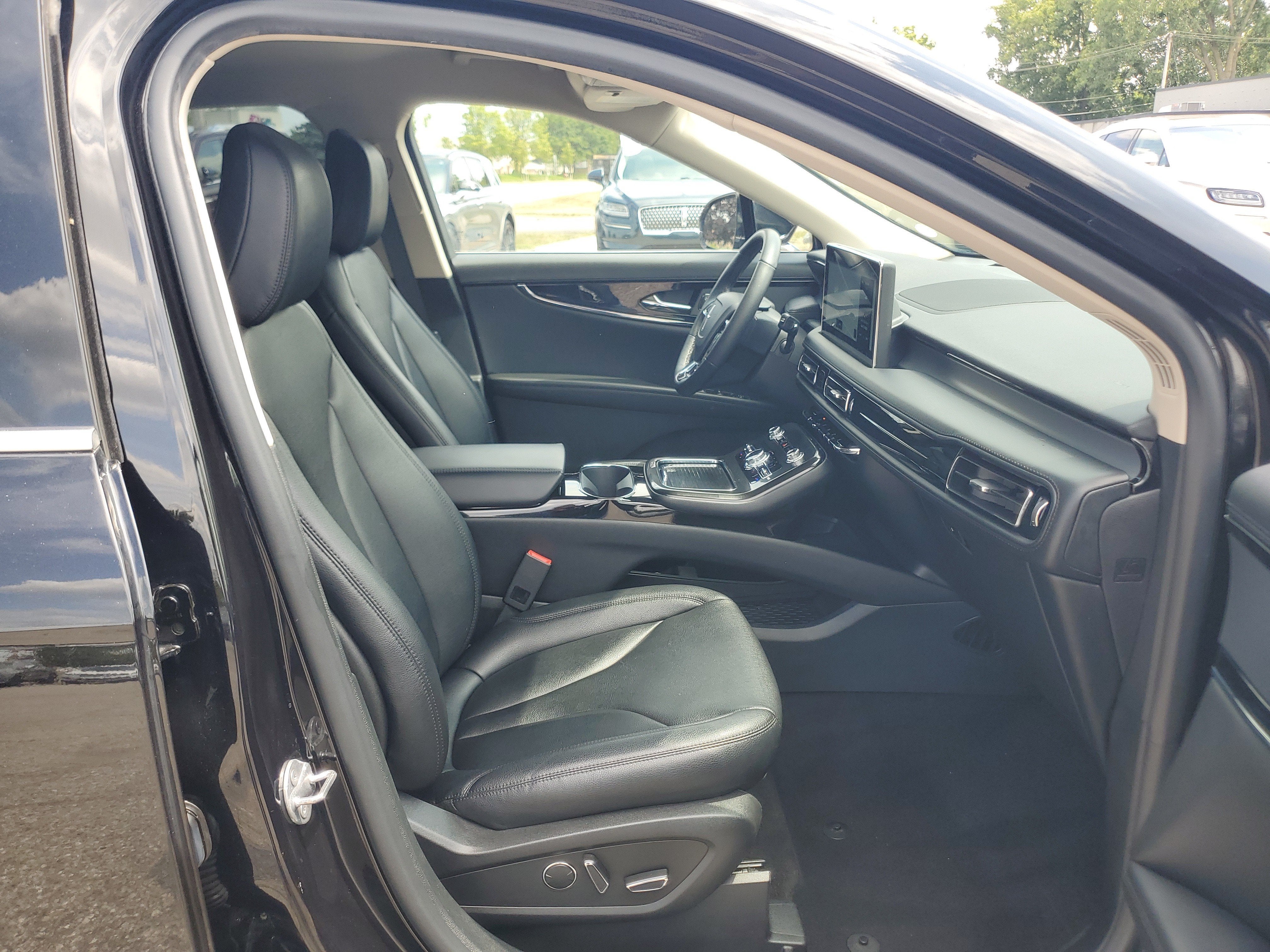 2023 Lincoln Nautilus Standard