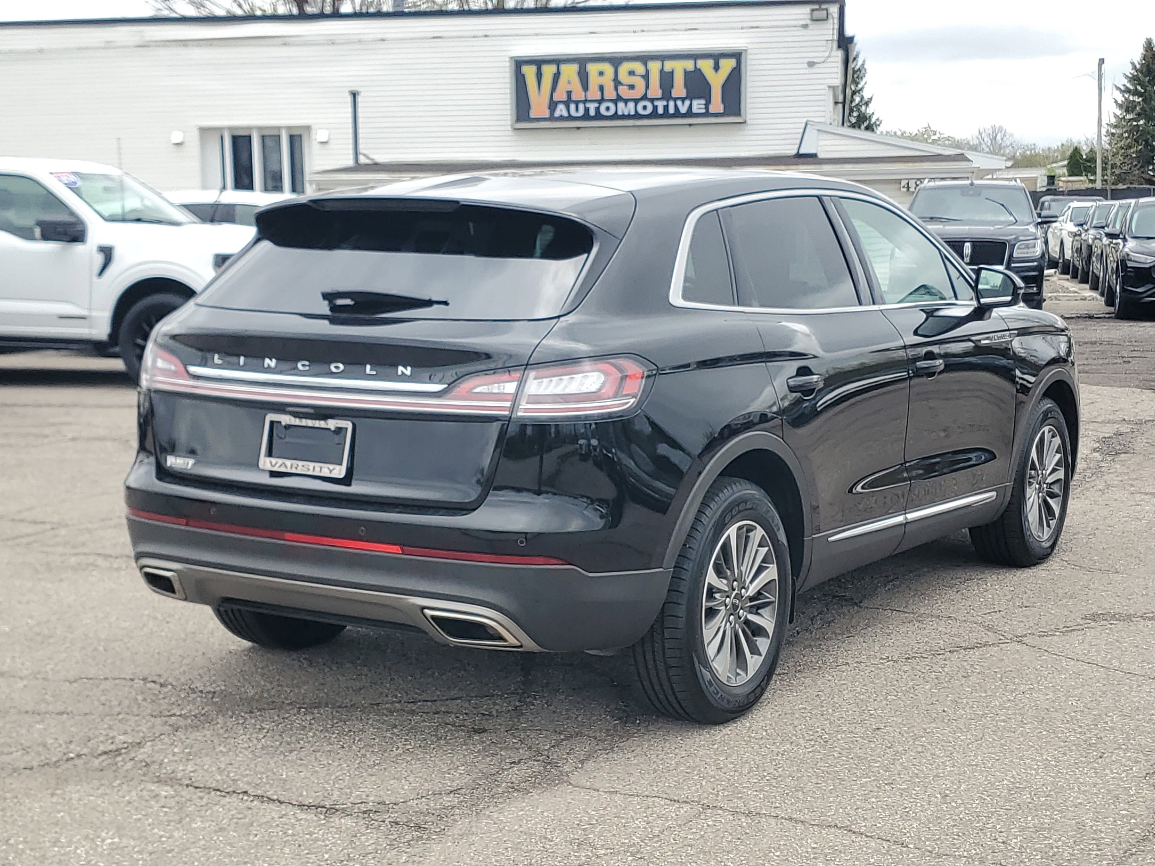 2022 Lincoln Nautilus Standard