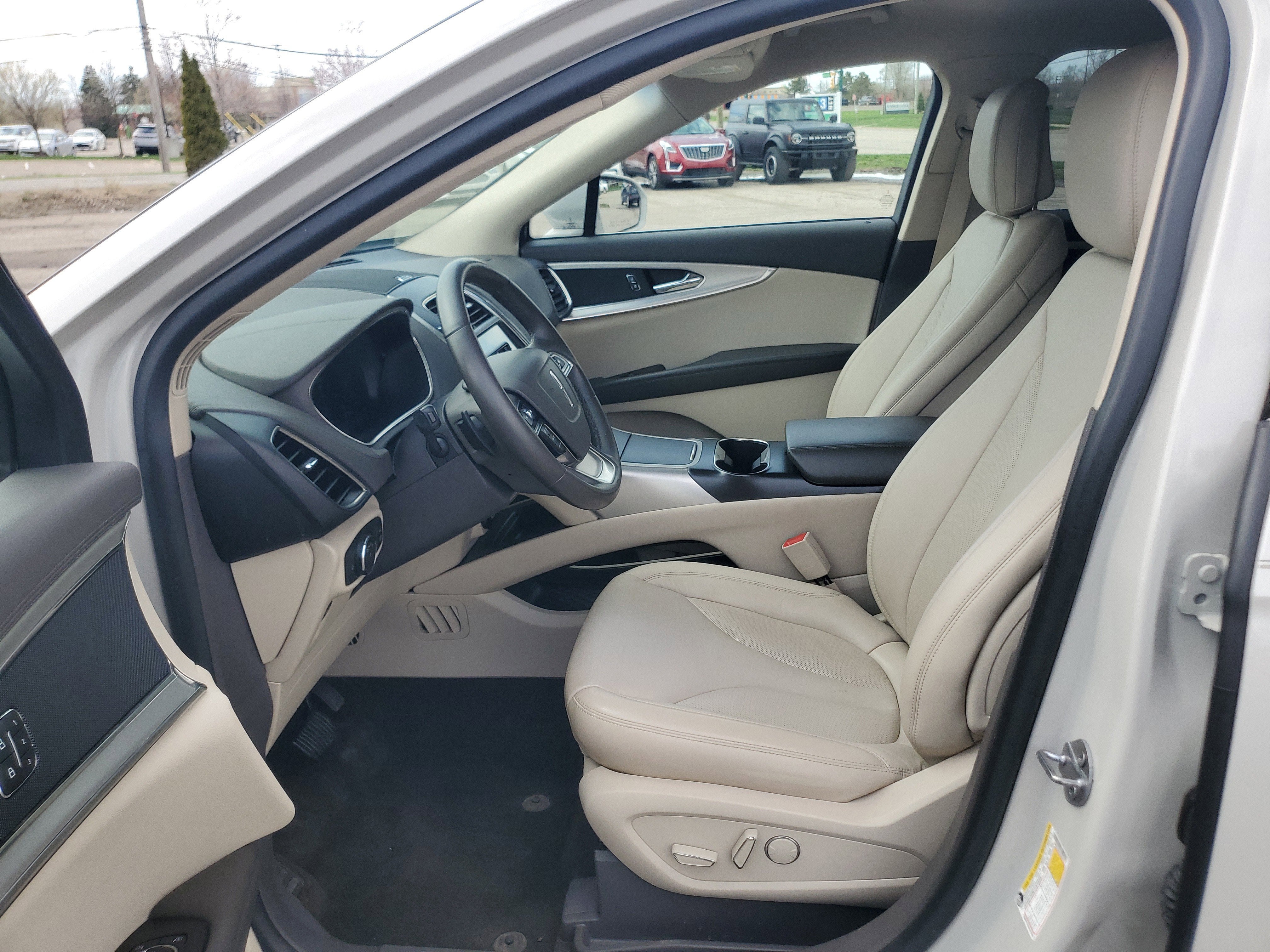 2020 Lincoln Nautilus Standard