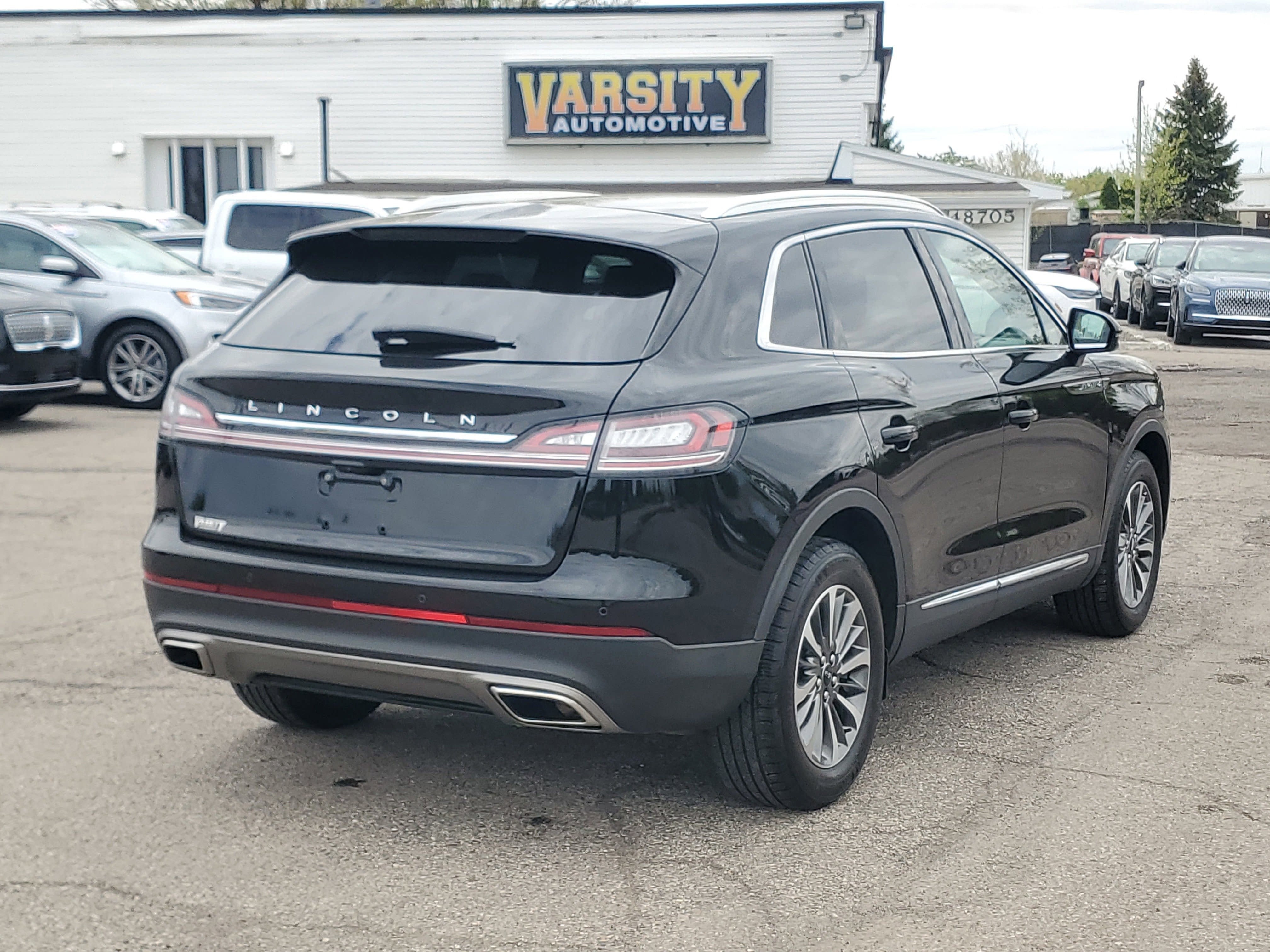2023 Lincoln Nautilus Standard