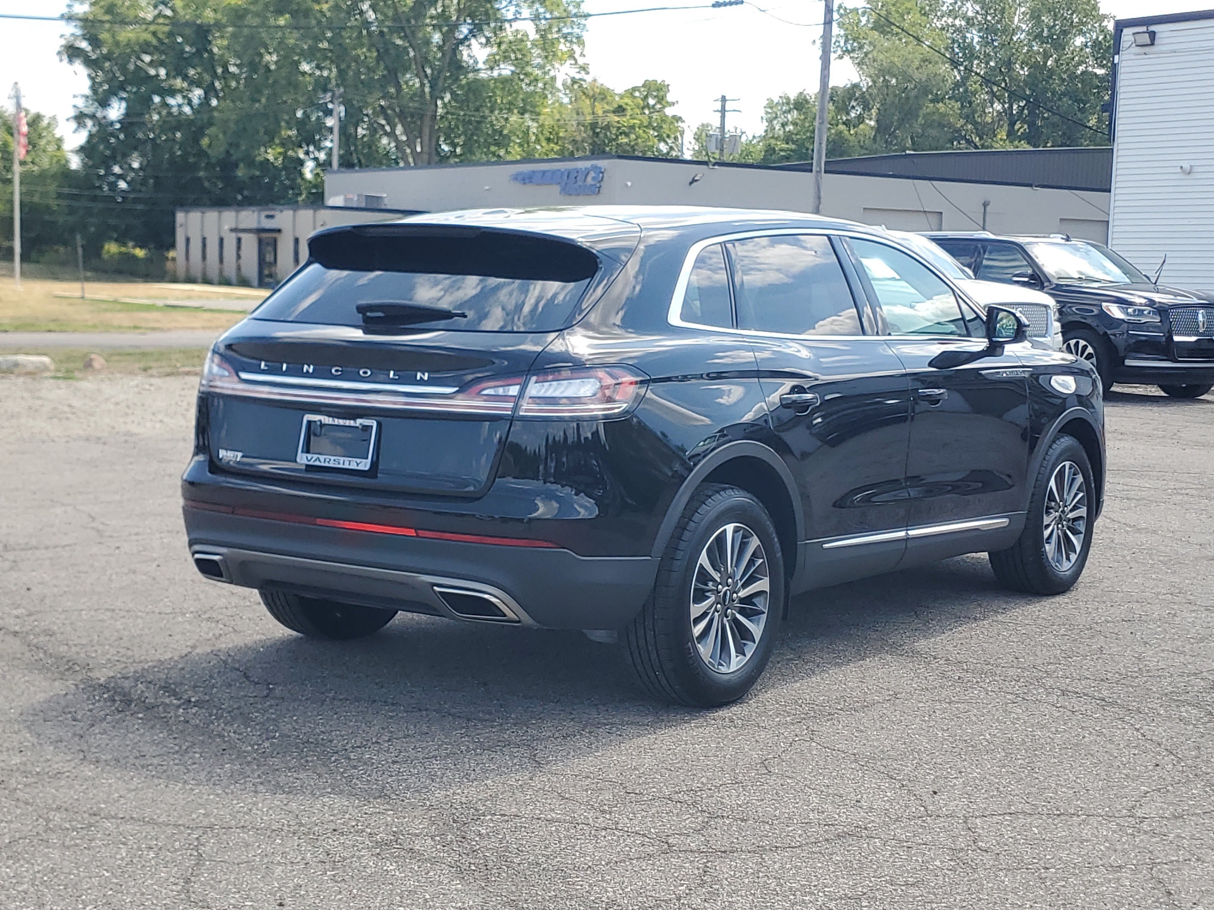 2023 Lincoln Nautilus Standard