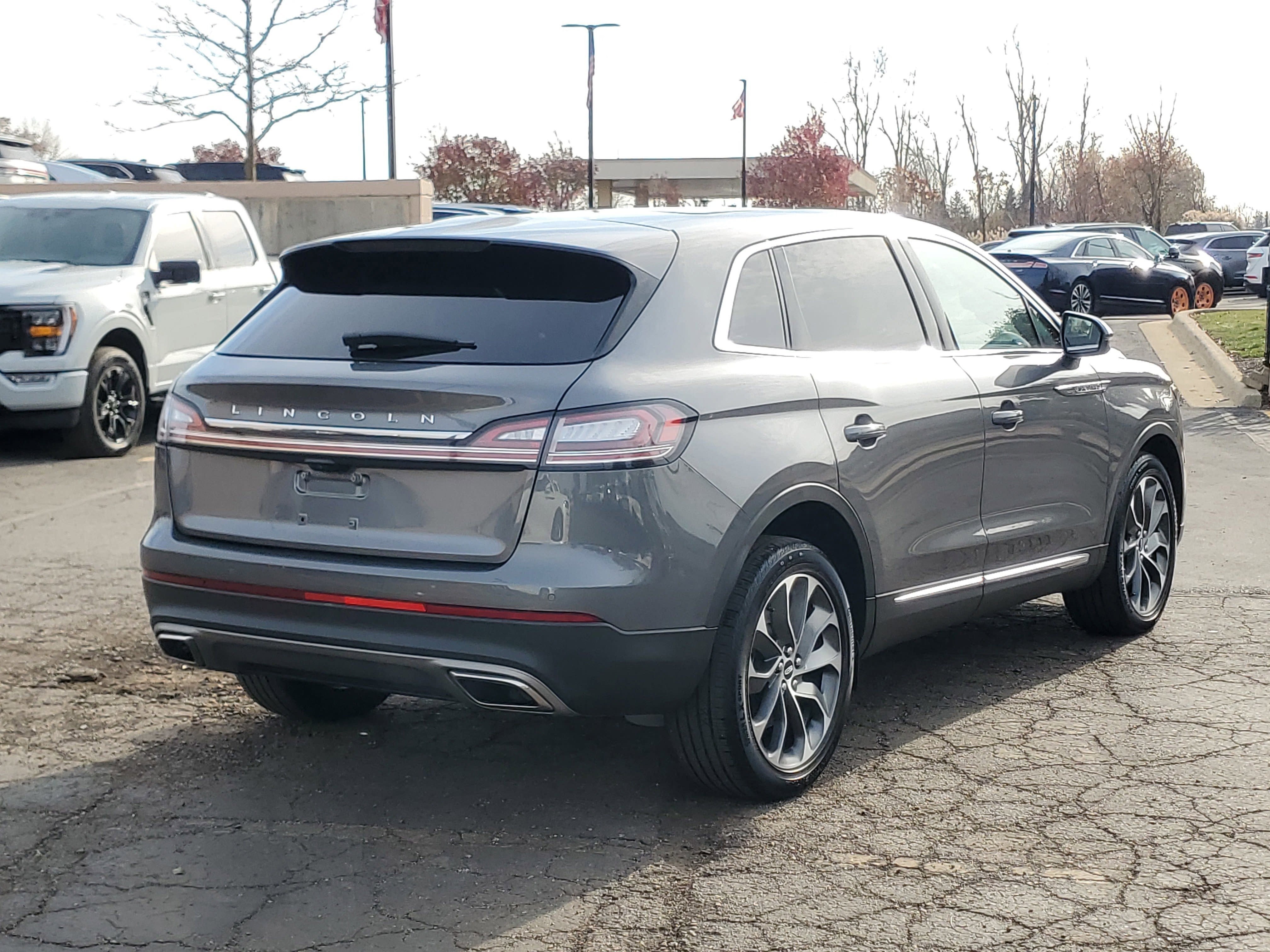 2022 Lincoln Nautilus Reserve