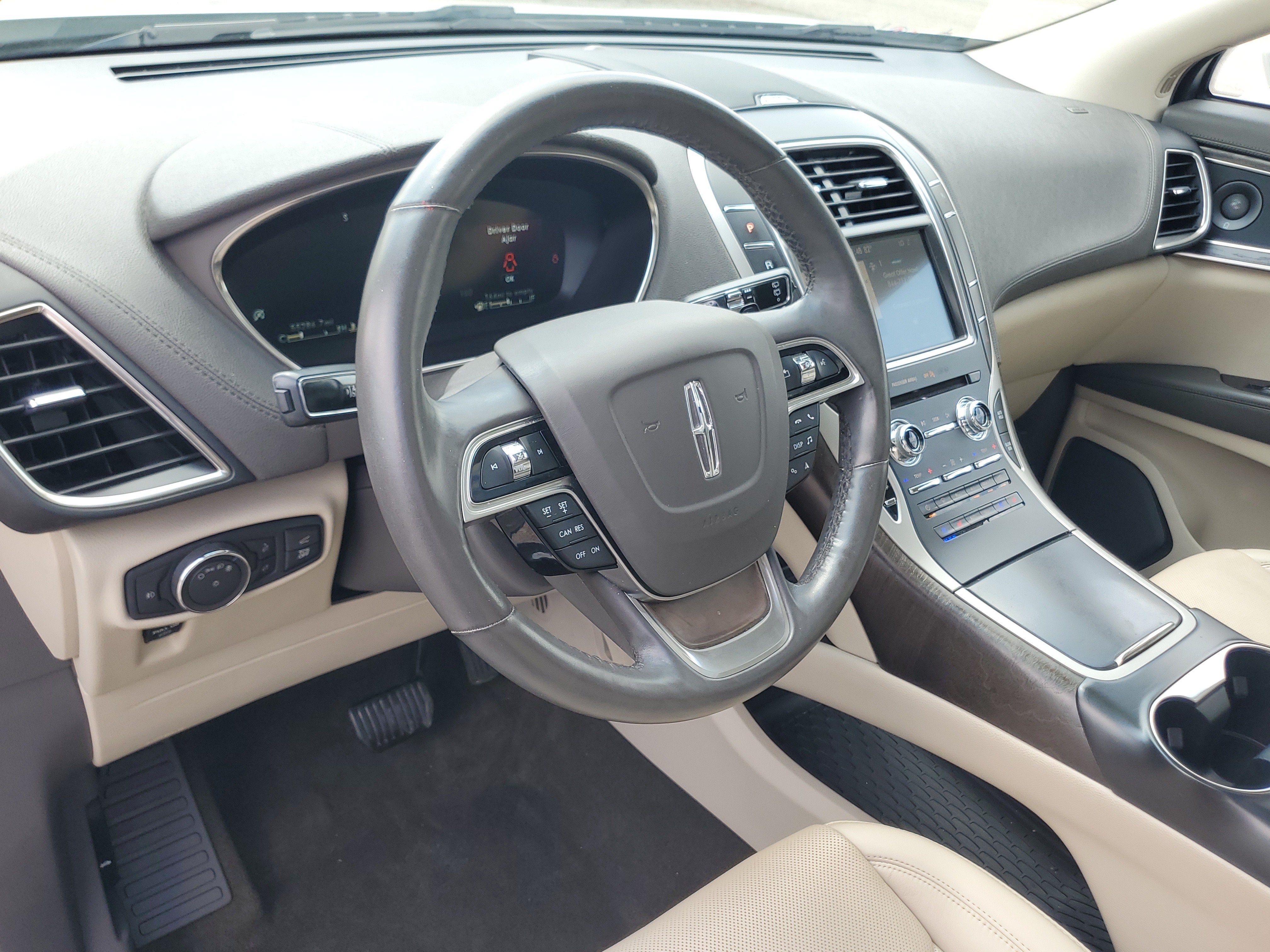 2020 Lincoln Nautilus Reserve