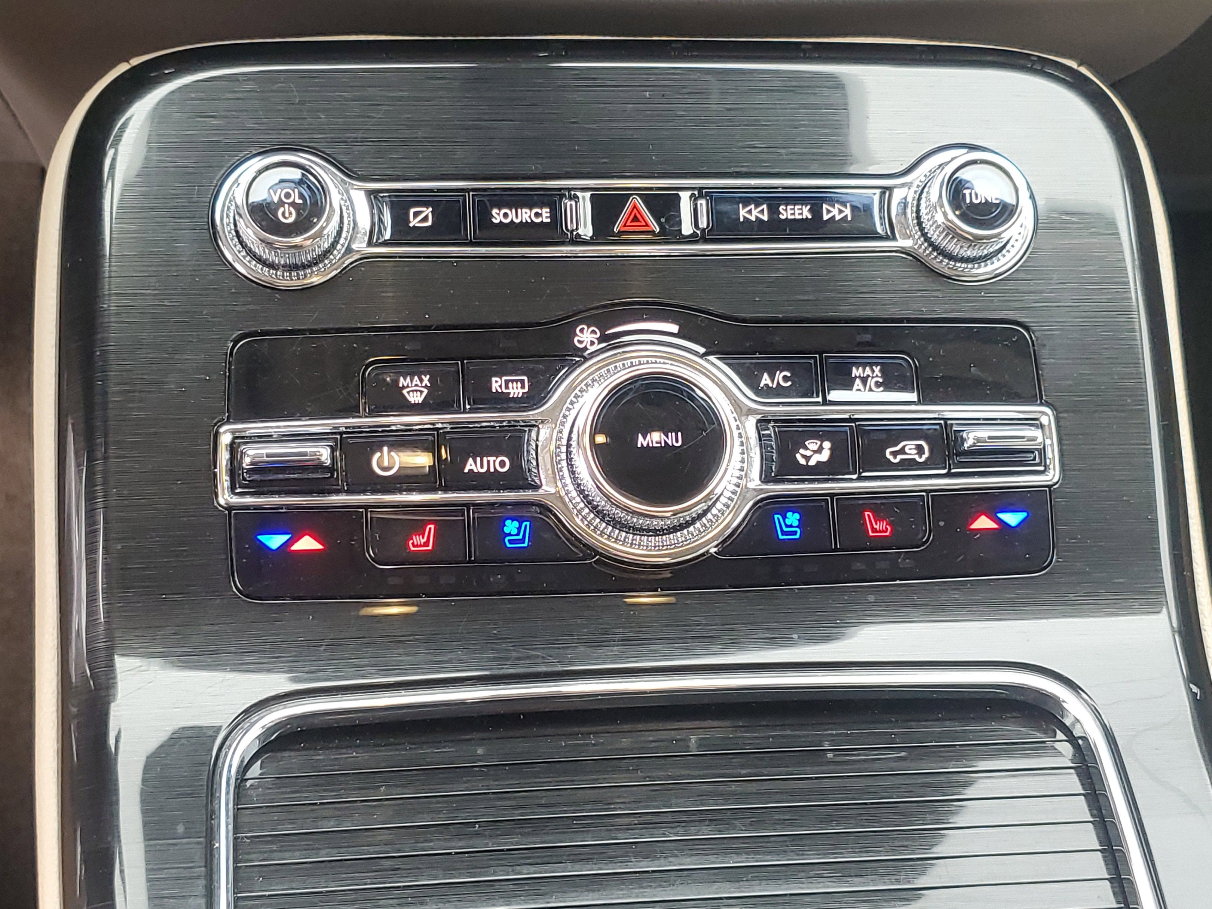 2022 Lincoln Nautilus Reserve