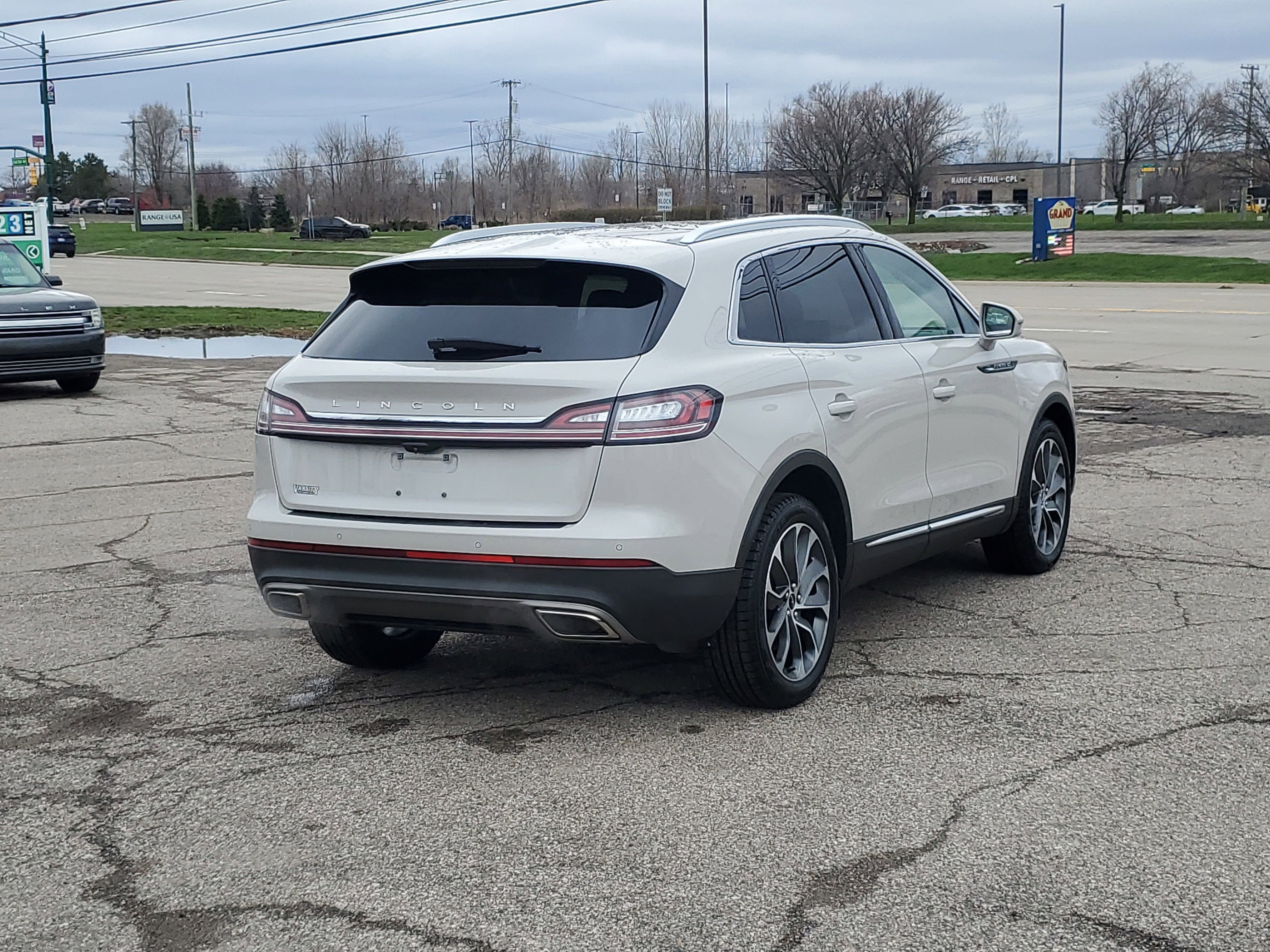 2022 Lincoln Nautilus Reserve